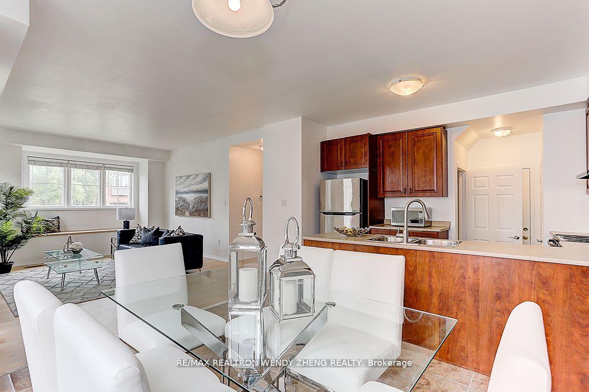 Photo 15 of 96 Woodbine Place, Oshawa, Windfields — HOMEH
