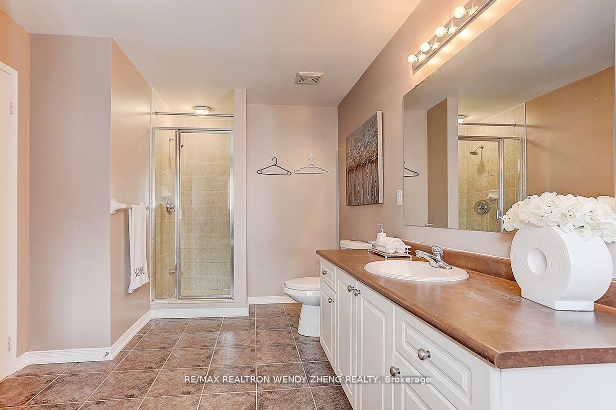 Photo 18 of 96 Woodbine Place, Oshawa, Windfields — HOMEH