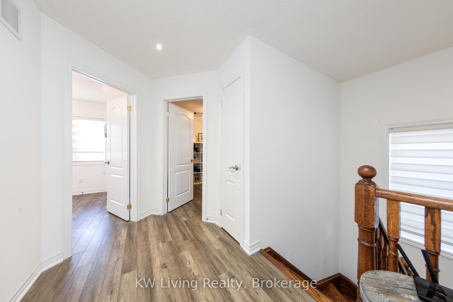 Photo 34 of 103 Dewpoint Road, Vaughan, Patterson — HOMEH