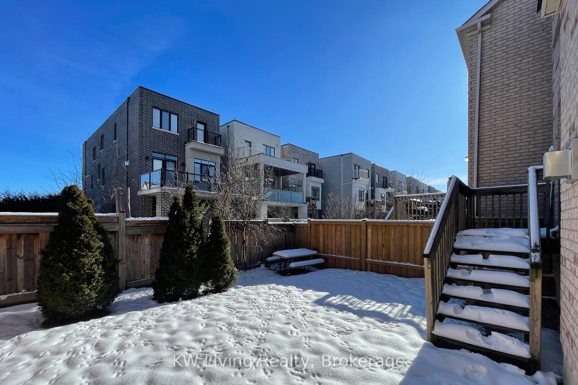 Photo 24 of 103 Dewpoint Road, Vaughan, Patterson — HOMEH