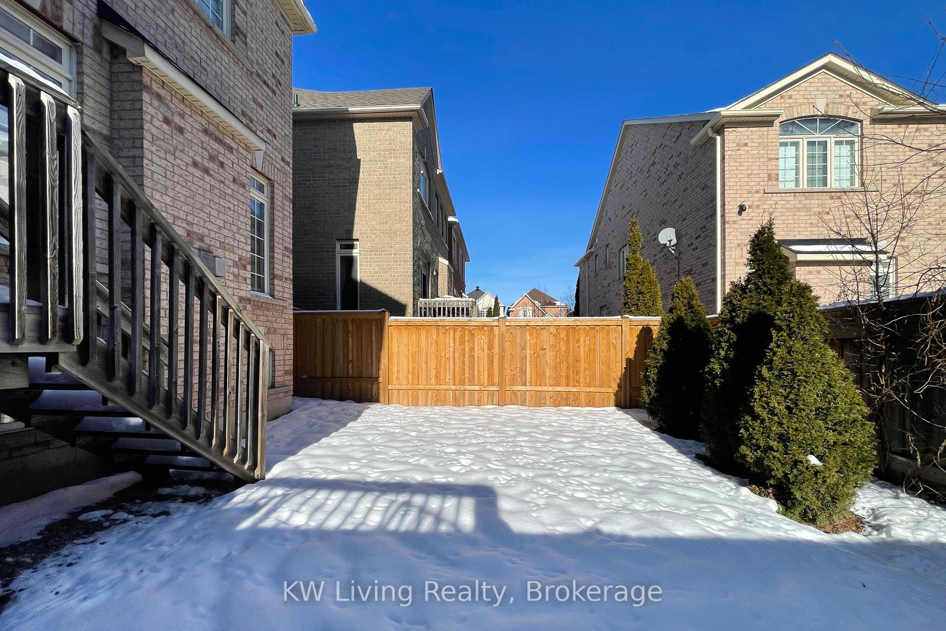 Photo 29 of 103 Dewpoint Road, Vaughan, Patterson — HOMEH