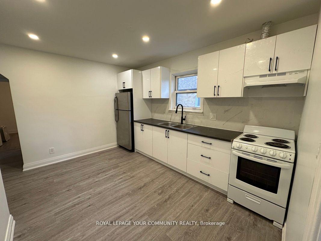 Photo 3 of 45 Gower Street, Toronto, O'Connor-Parkview — HOMEH