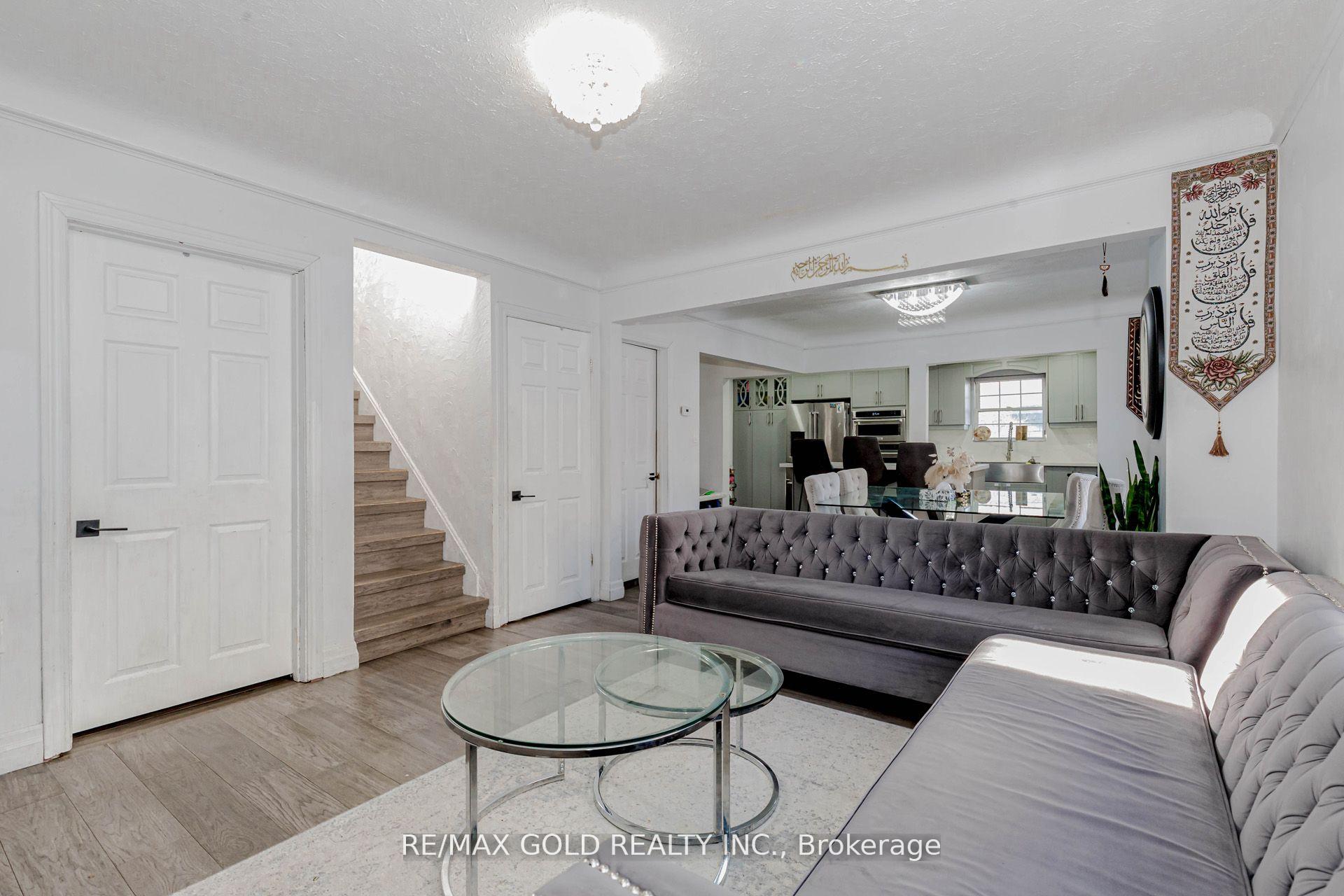 Photo 16 of 268 Beach Boulevard, Hamilton, Hamilton Beach — HOMEH