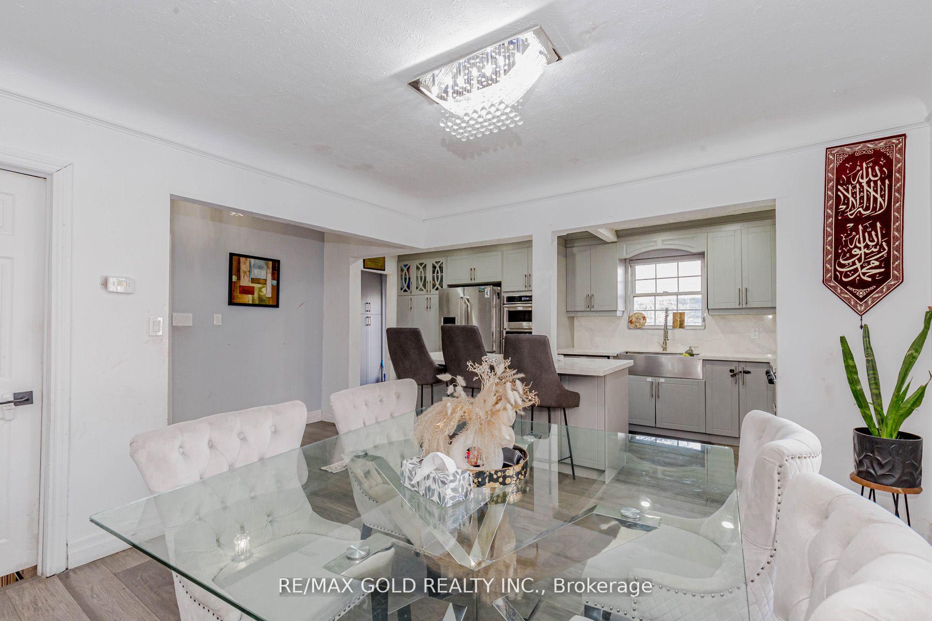 Photo 10 of 268 Beach Boulevard, Hamilton, Hamilton Beach — HOMEH