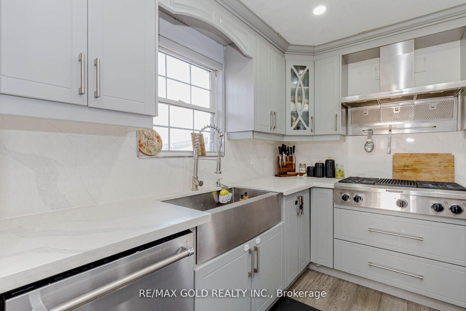 Photo 20 of 268 Beach Boulevard, Hamilton, Hamilton Beach — HOMEH