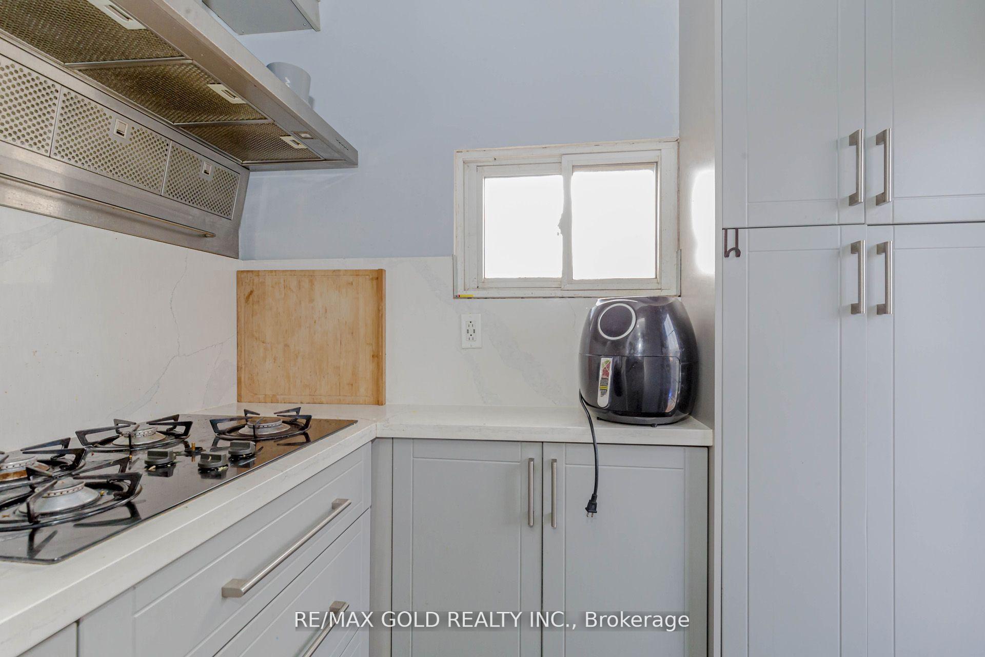 Photo 21 of 268 Beach Boulevard, Hamilton, Hamilton Beach — HOMEH