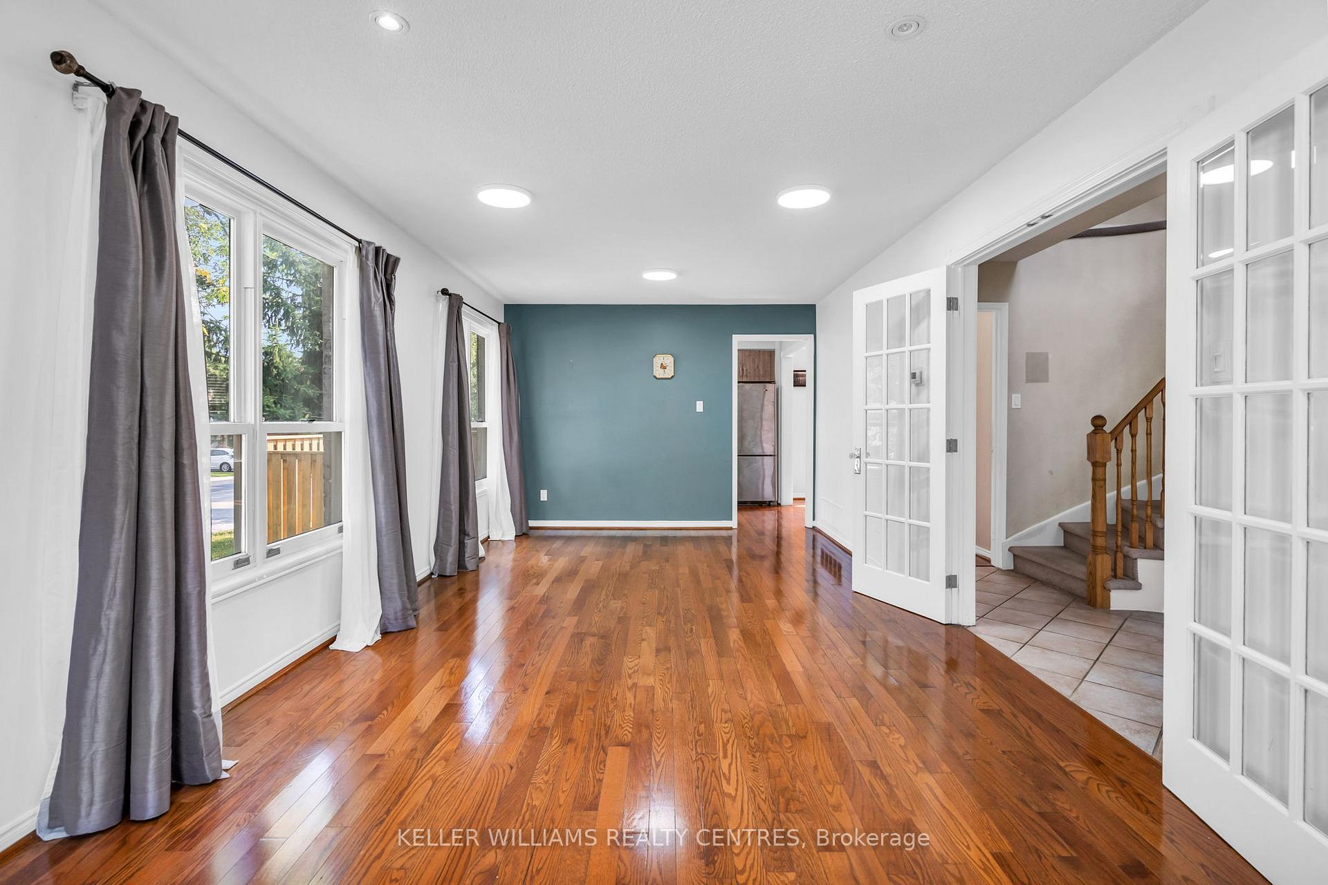Photo 17 of 1 Gilbank Drive, Aurora, Aurora Heights — HOMEH