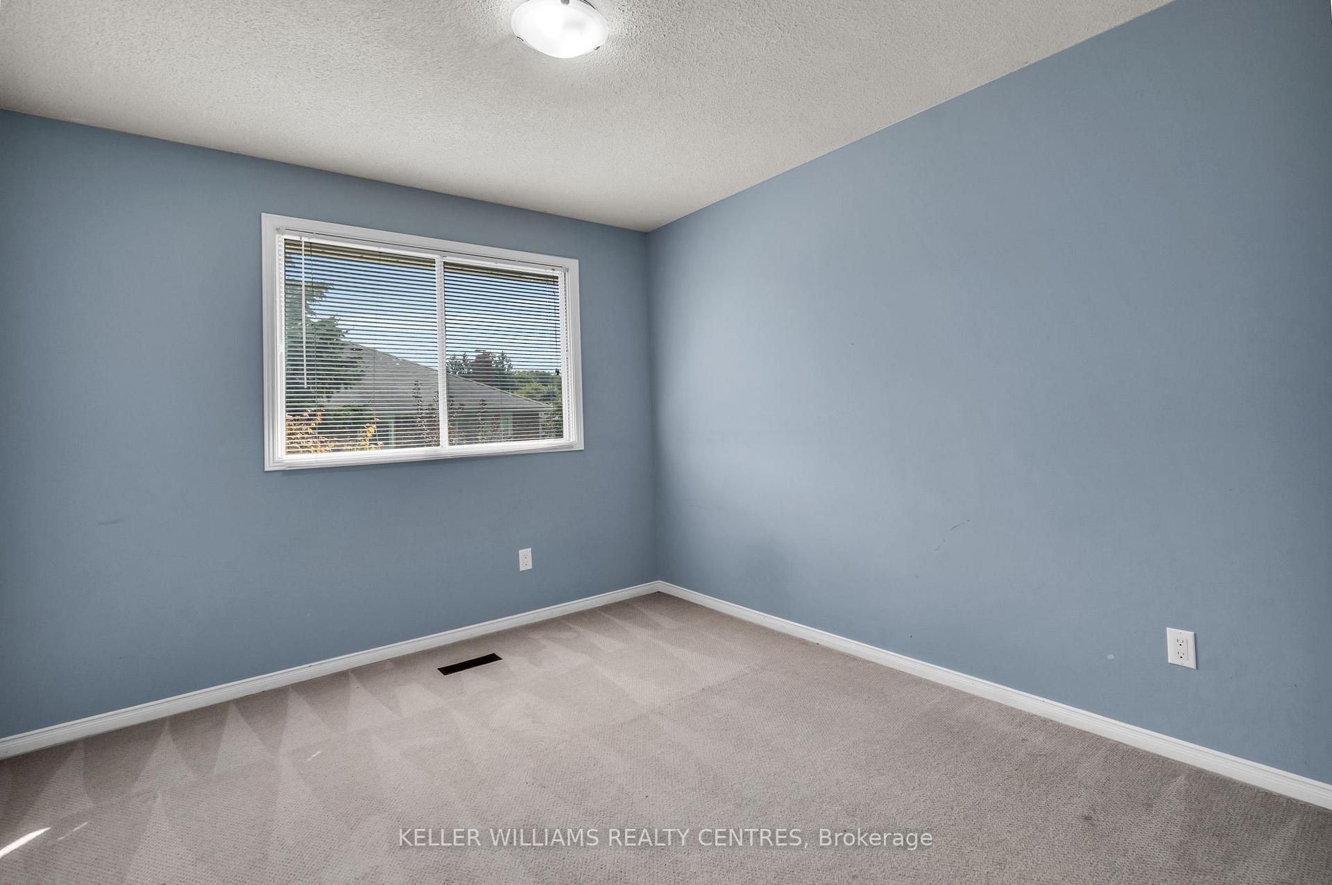 Photo 24 of 1 Gilbank Drive, Aurora, Aurora Heights — HOMEH