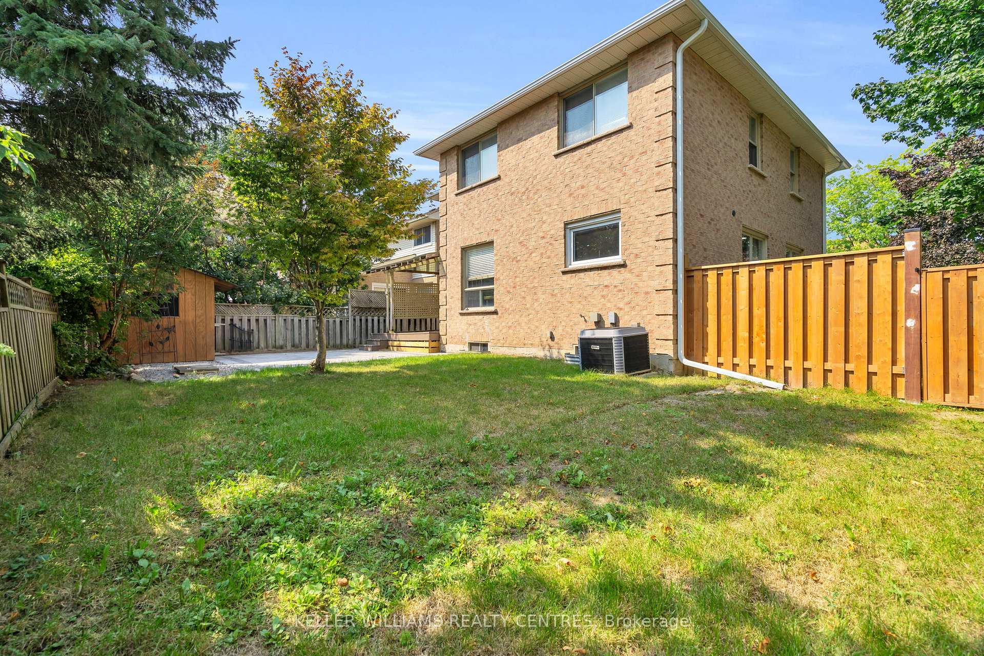 Photo 27 of 1 Gilbank Drive, Aurora, Aurora Heights — HOMEH