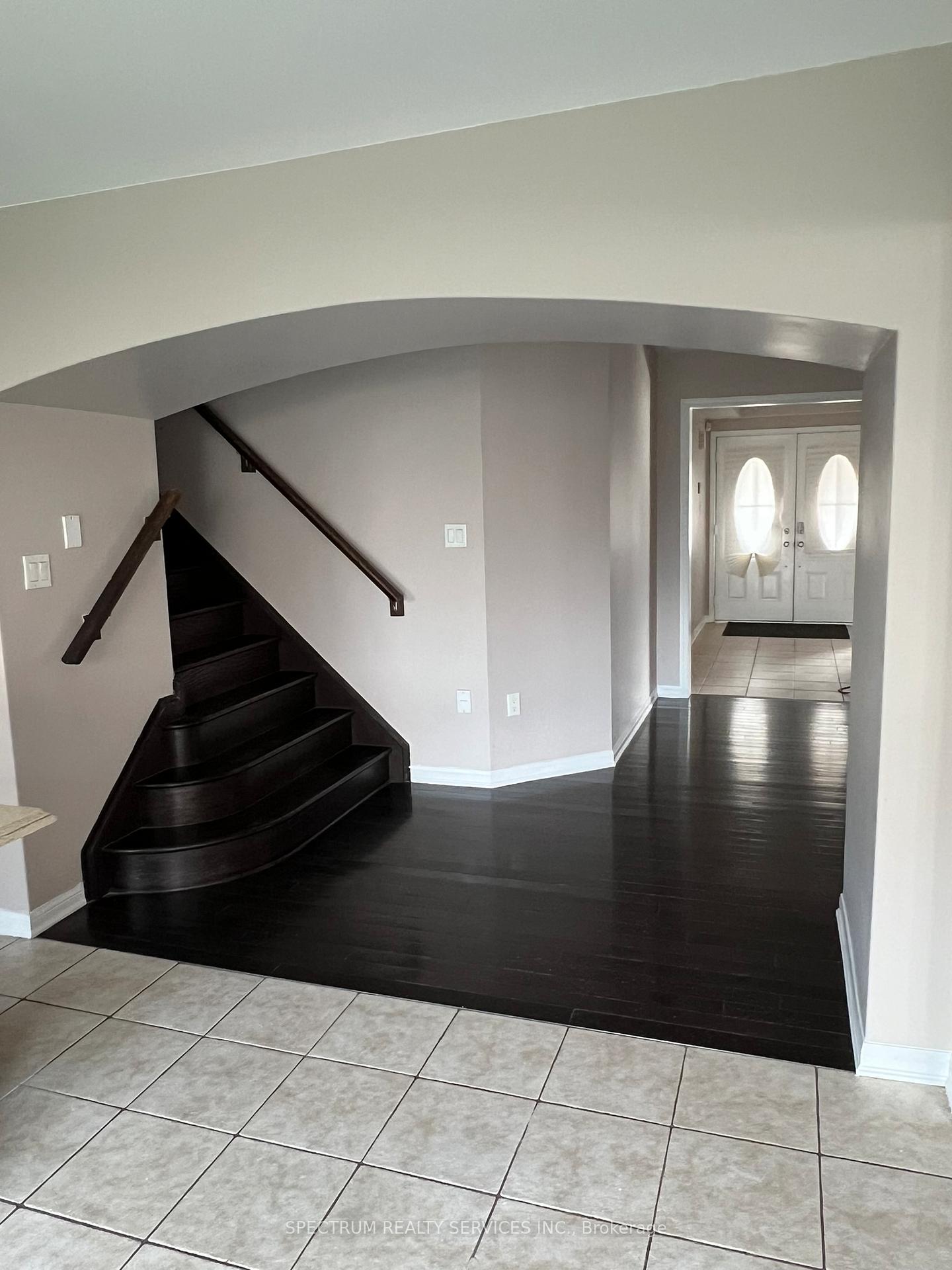 Photo 19 of 214 Valleyway Drive, Brampton, Credit Valley — HOMEH