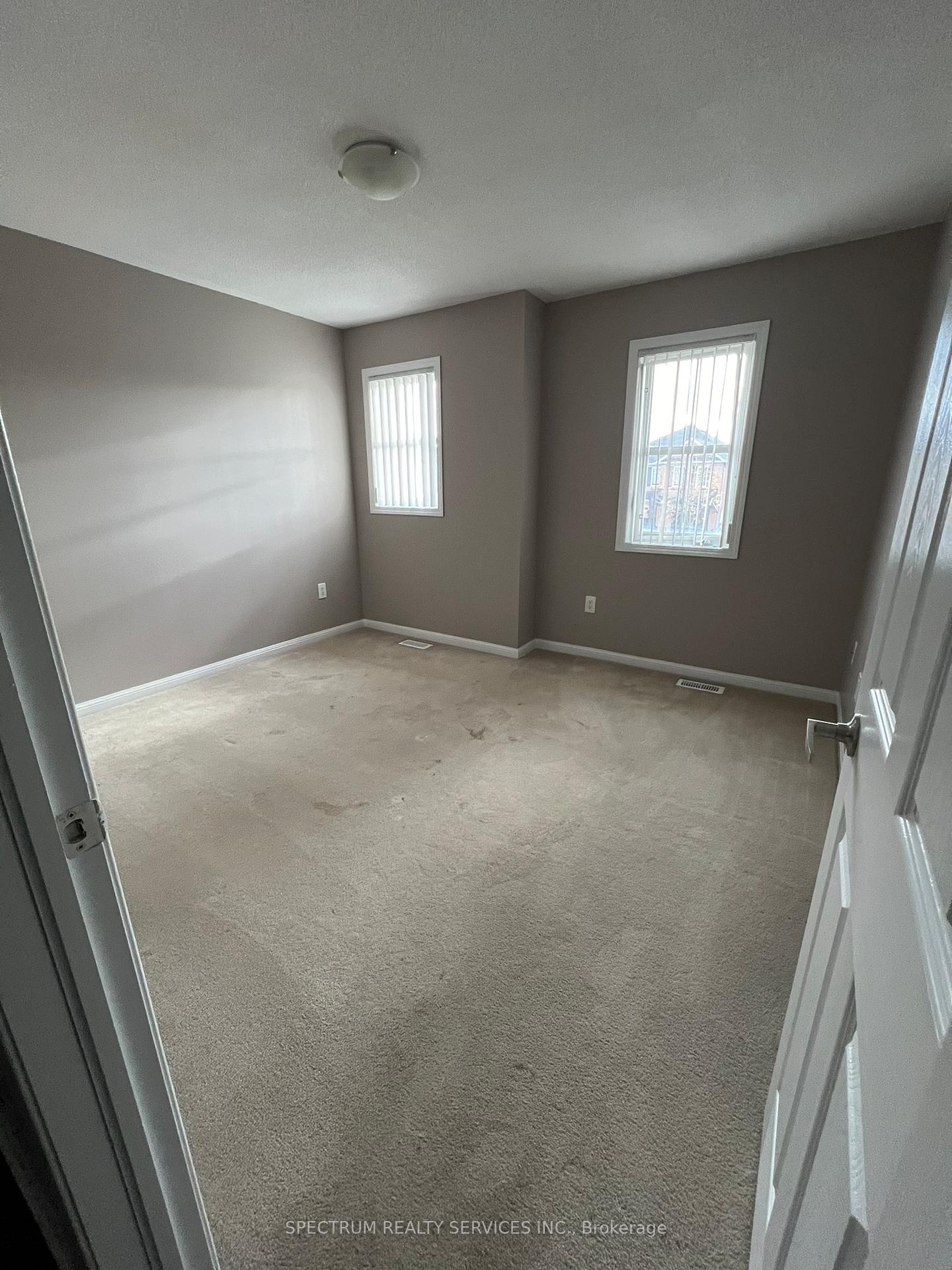 Photo 21 of 214 Valleyway Drive, Brampton, Credit Valley — HOMEH