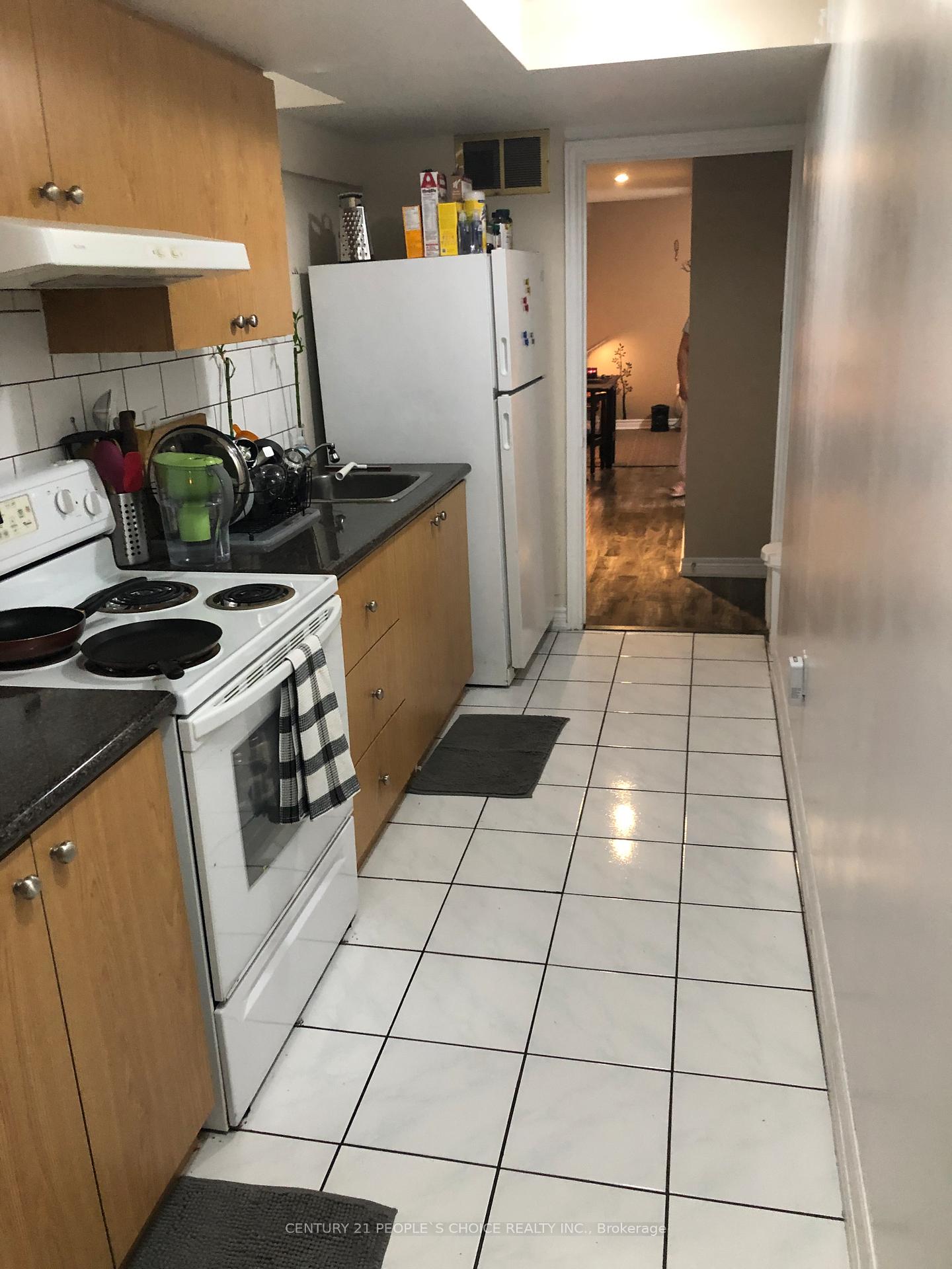 Photo 10 of Unit Lower, 33 French Park Circle, Brampton, Sandringham-Wellington North — HOMEH