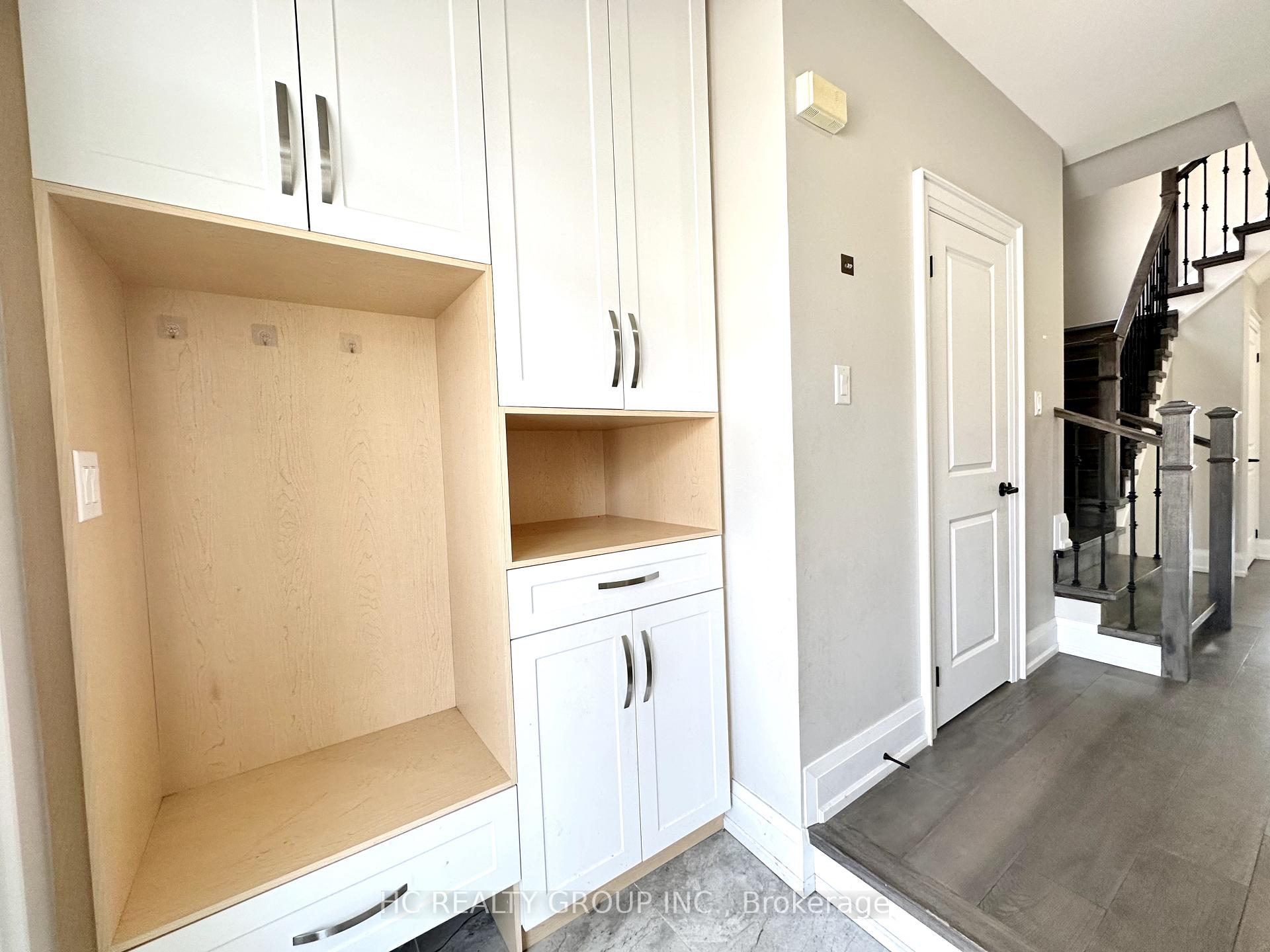 Photo 8 of 63 Ian Baron Avenue, Markham, Village Green-South Unionville — HOMEH