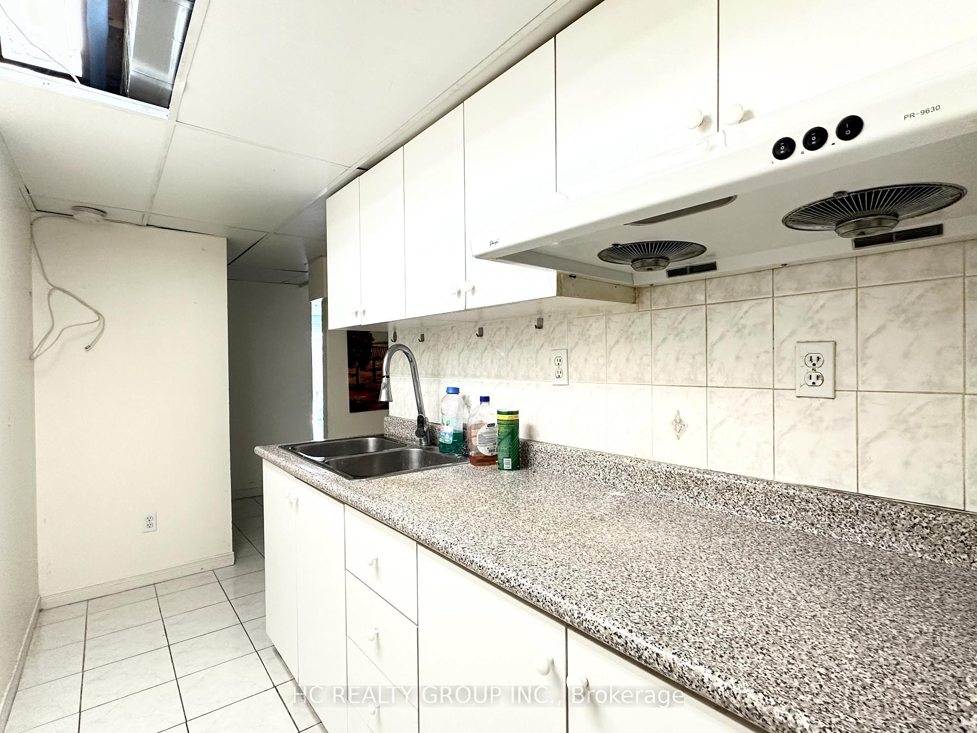 Photo 21 of 63 Ian Baron Avenue, Markham, Village Green-South Unionville — HOMEH
