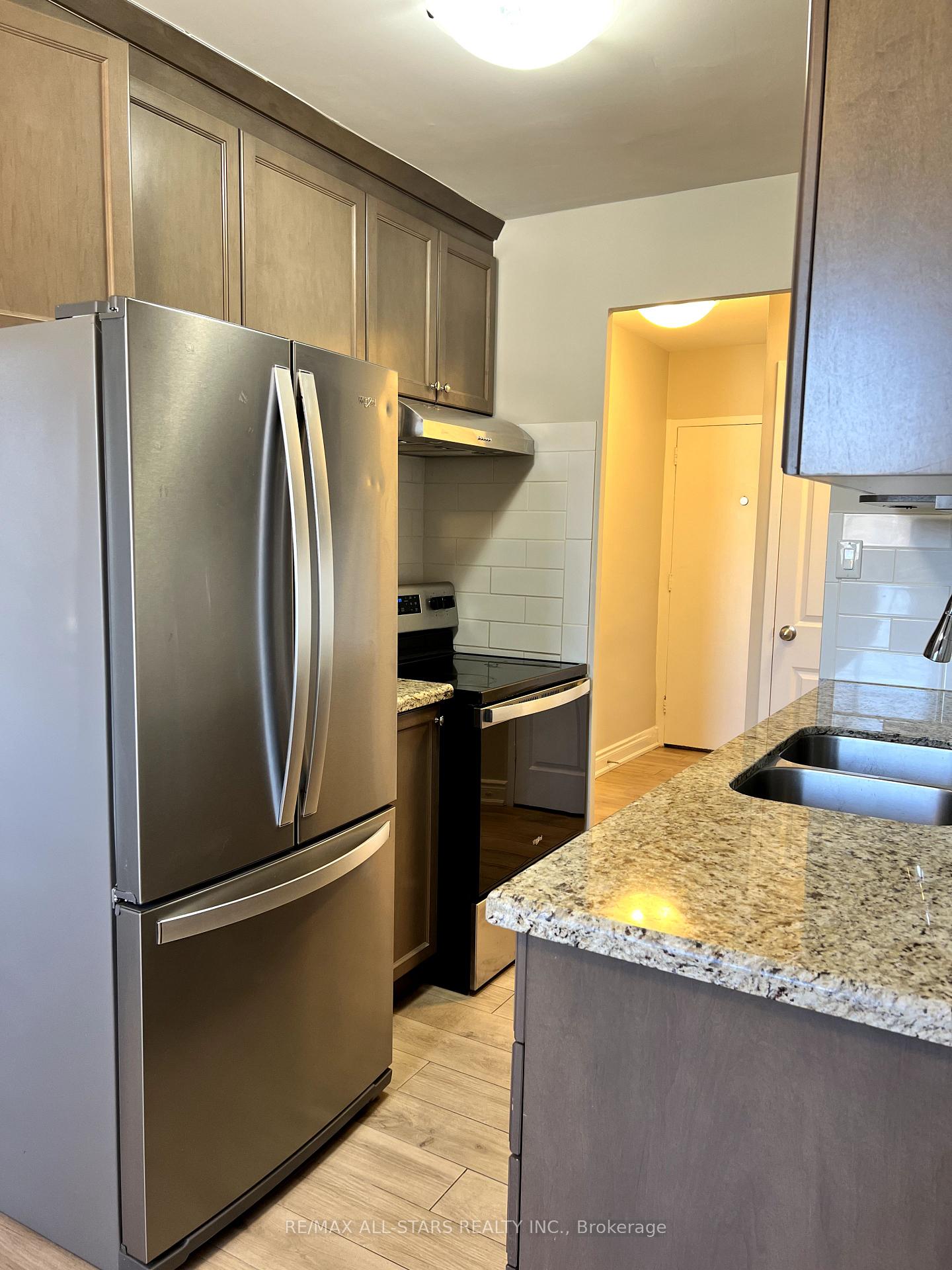 Photo 5 of Unit 13, 73 Albert Street, Uxbridge — HOMEH