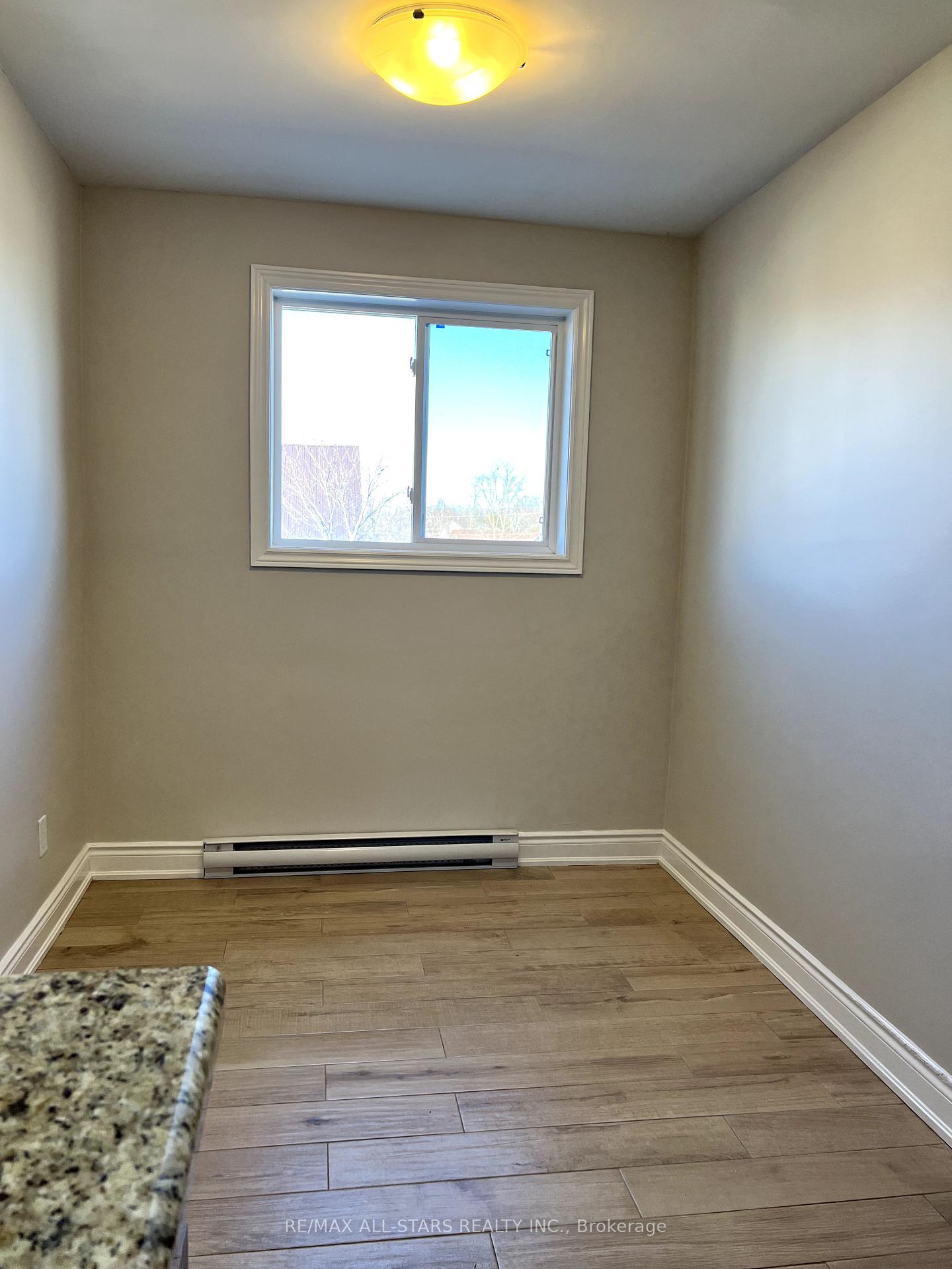 Photo 17 of Unit 13, 73 Albert Street, Uxbridge — HOMEH
