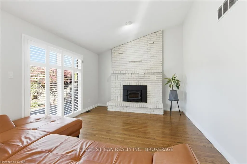 Photo 18 of 78 Ackland Street, Hamilton, Stoney Creek Mountain — HOMEH