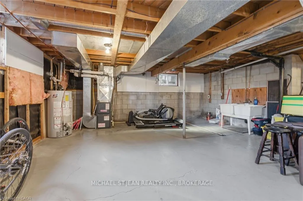 Photo 31 of 78 Ackland Street, Hamilton, Stoney Creek Mountain — HOMEH