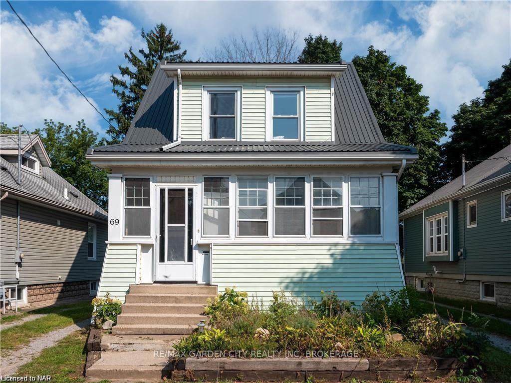 Photo 4 of 69 Dufferin Street, St. Catharines, Downtown — HOMEH
