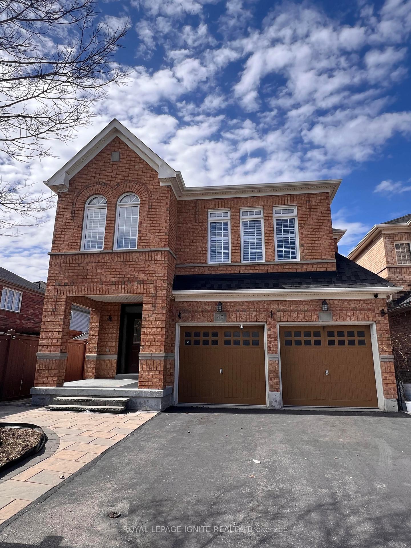 Photo 1 of 40 Wilsongary Circle, Ajax, Northeast Ajax — HOMEH