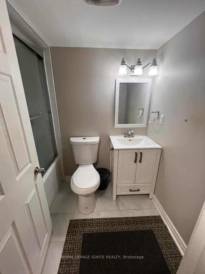 Photo 7 of 40 Wilsongary Circle, Ajax, Northeast Ajax — HOMEH