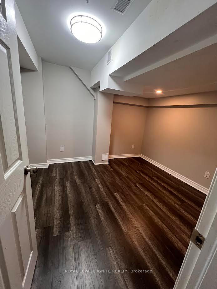 Photo 10 of 40 Wilsongary Circle, Ajax, Northeast Ajax — HOMEH