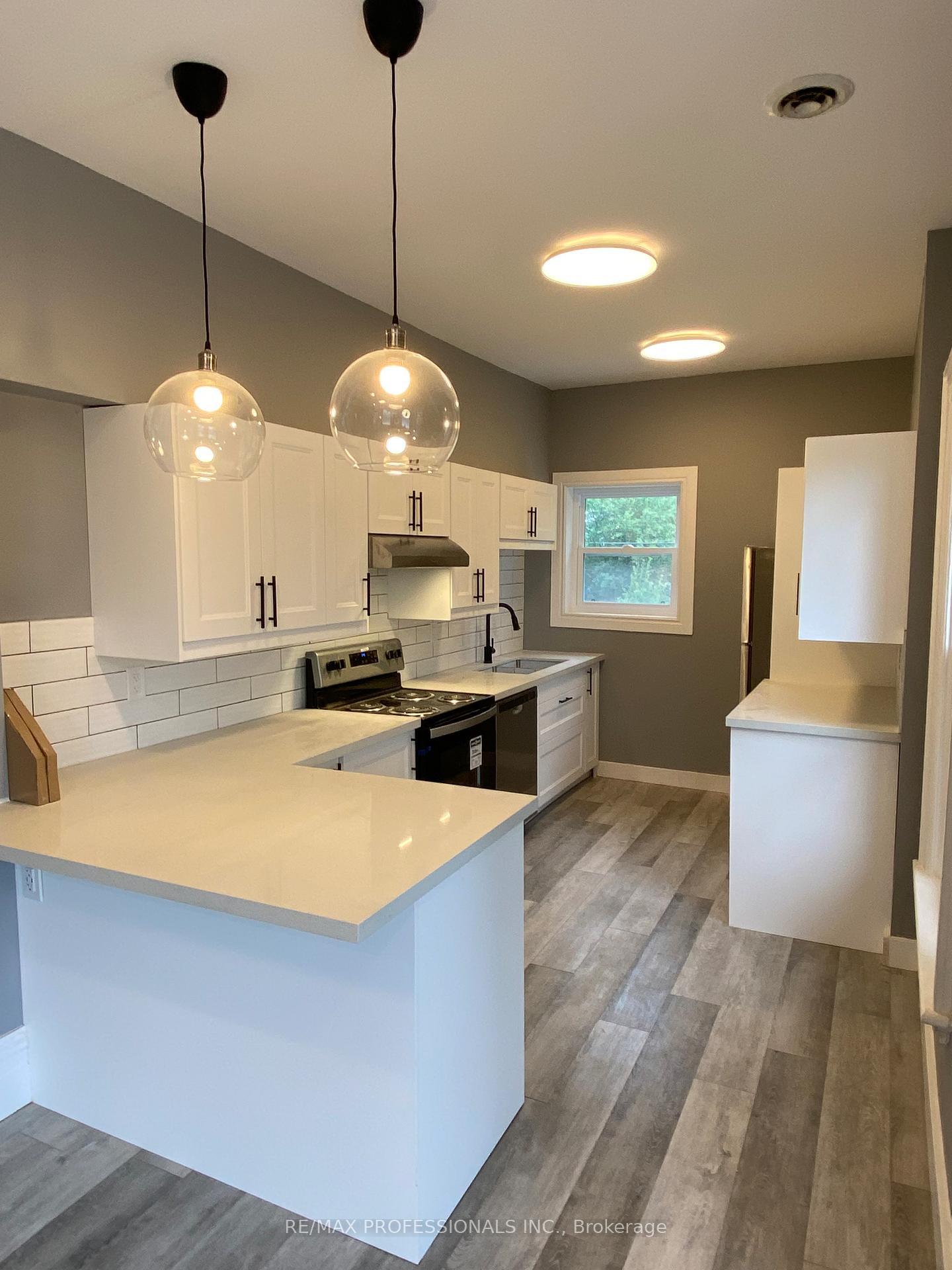 Photo 11 of Unit 3, 77 East Avenue, Brant, Brantford Twp — HOMEH