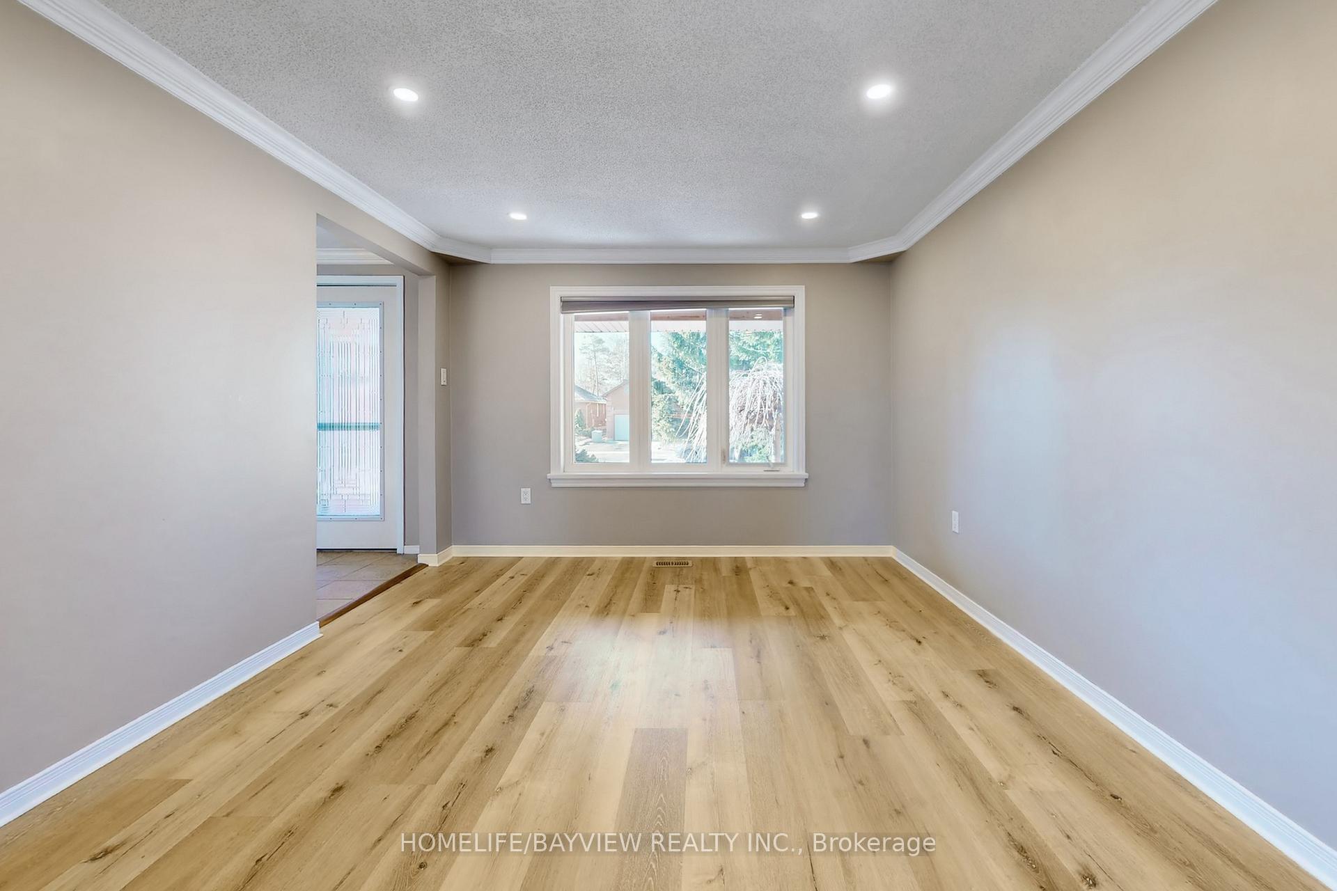 Photo 17 of Unit Main & Second floor, 92 Irwin Drive, Barrie, Northwest — HOMEH