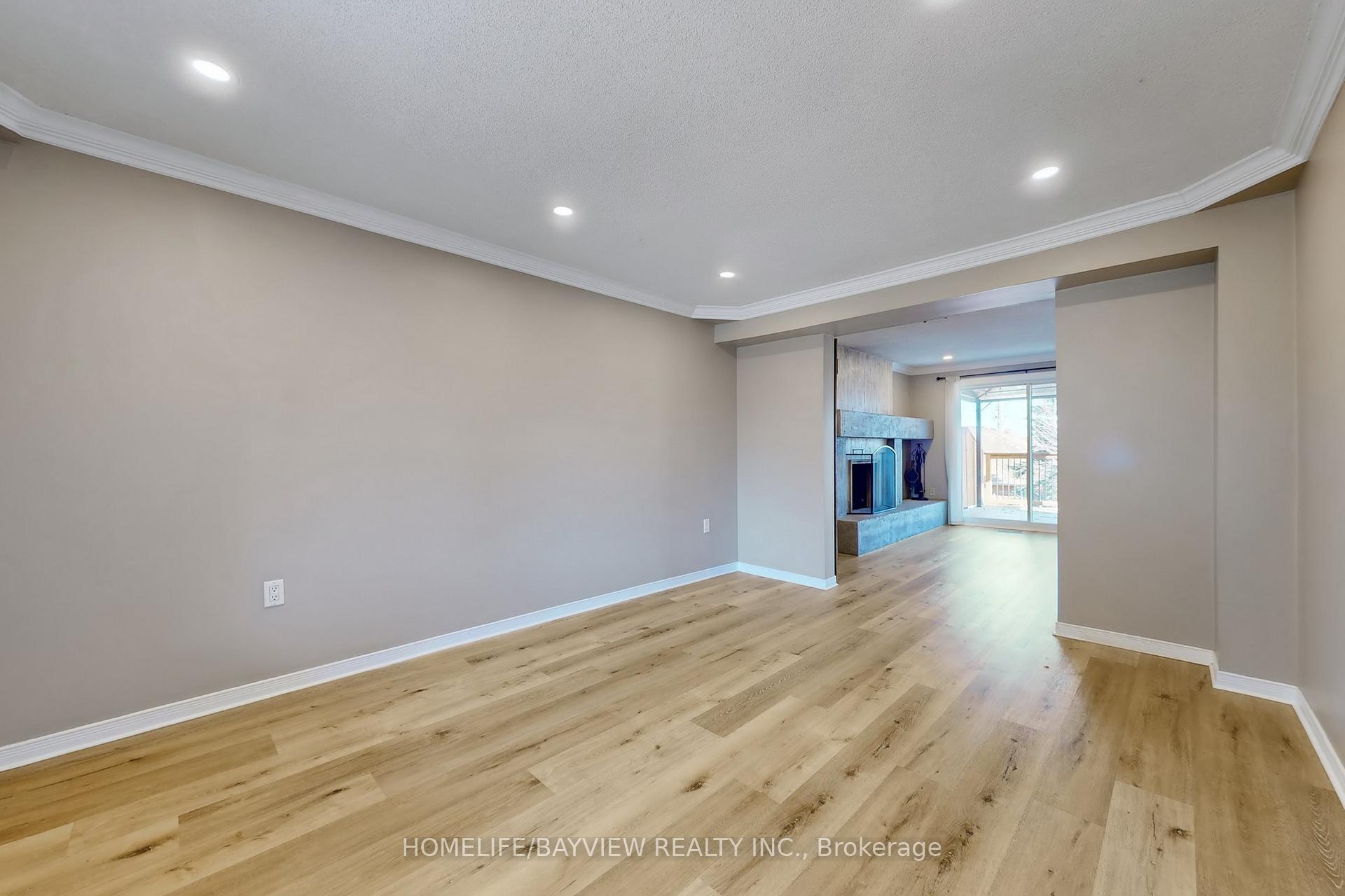 Photo 3 of Unit Main & Second floor, 92 Irwin Drive, Barrie, Northwest — HOMEH