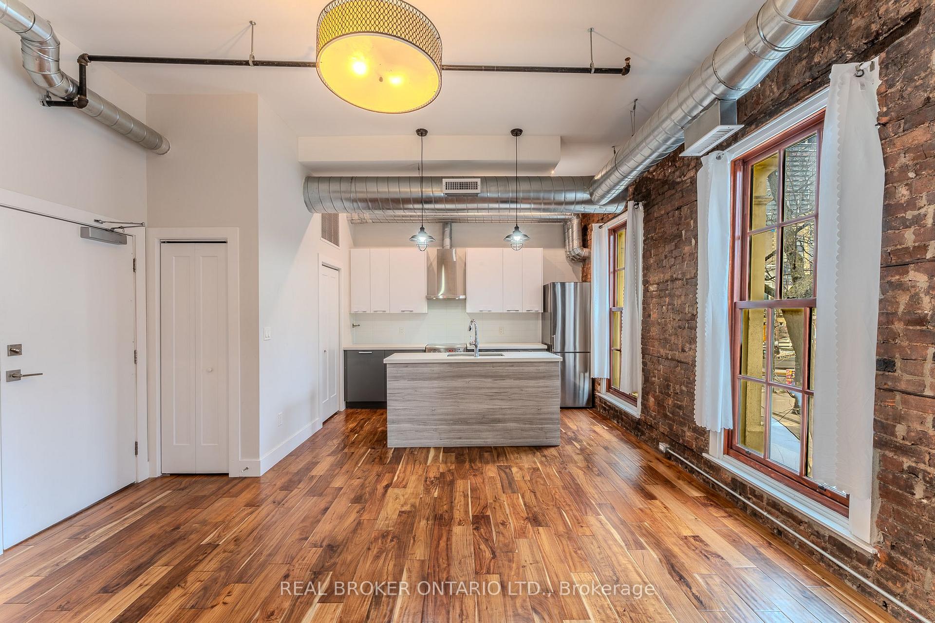 Photo 4 of Unit 203, 85 King Street E, Hamilton, Beasley — HOMEH
