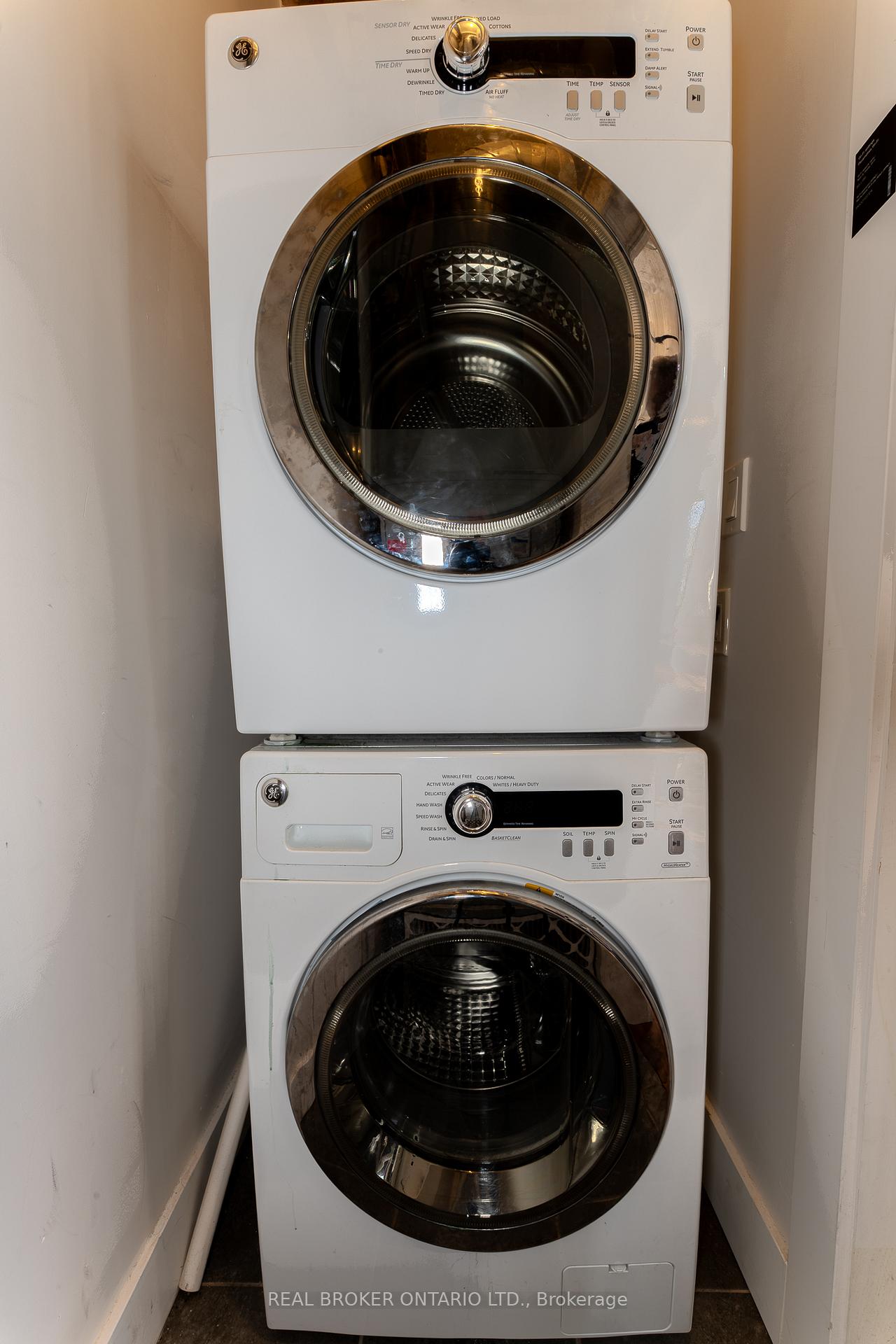 Photo 13 of Unit 203, 85 King Street E, Hamilton, Beasley — HOMEH
