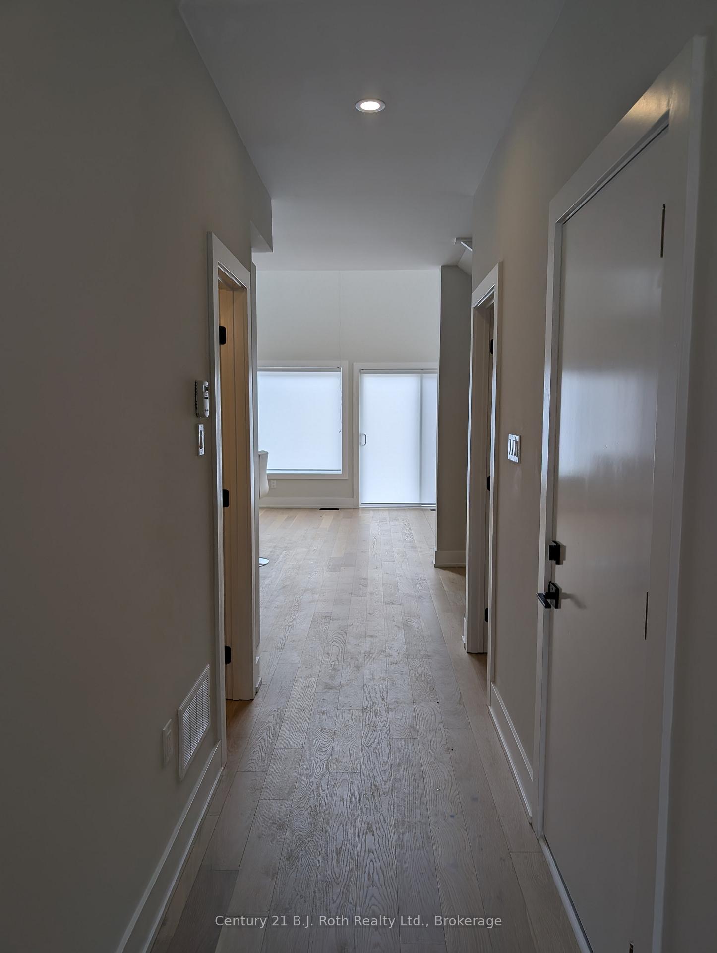 Photo 5 of 13 Ruby Crescent, Orillia — HOMEH