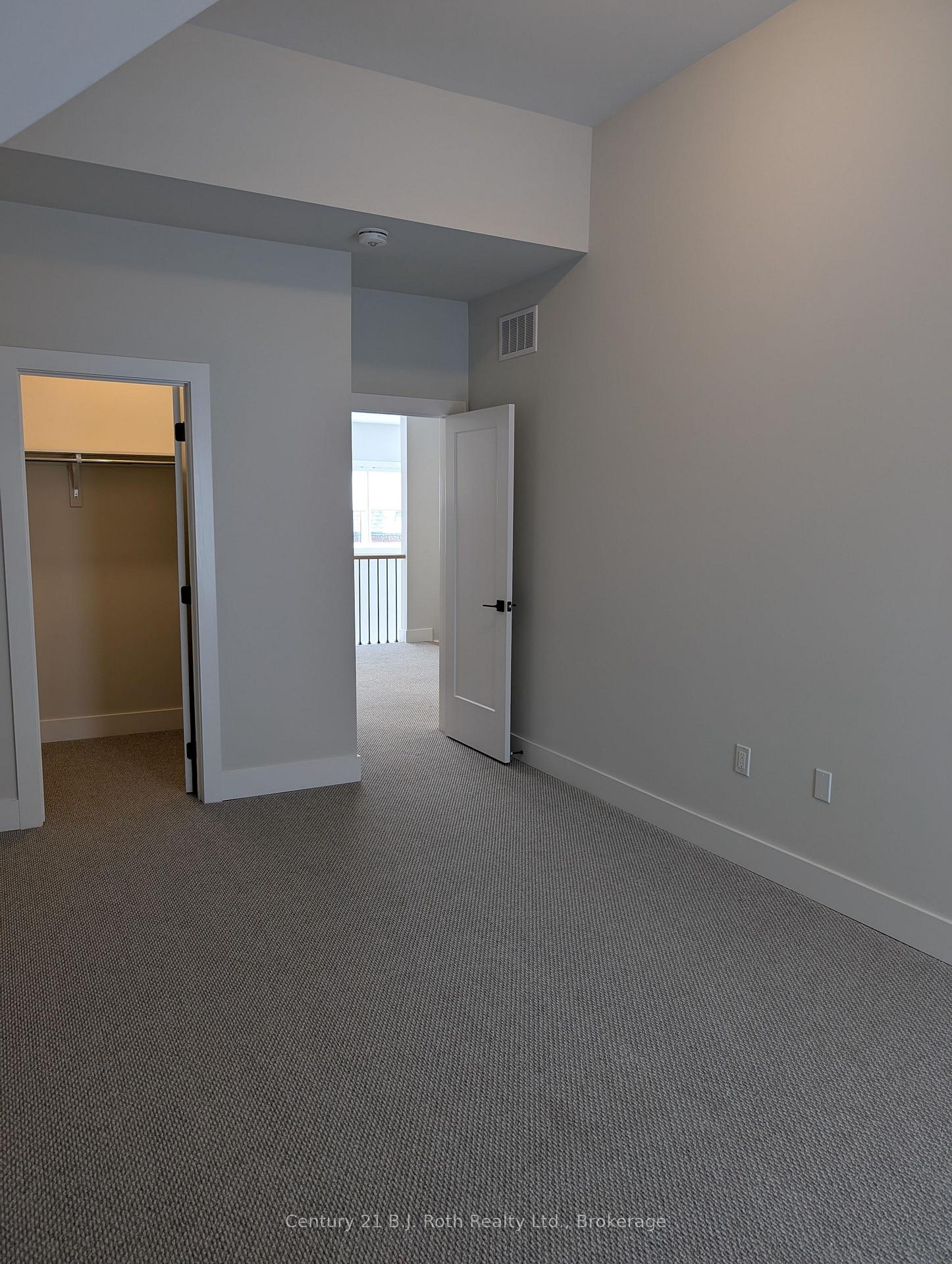Photo 14 of 13 Ruby Crescent, Orillia — HOMEH