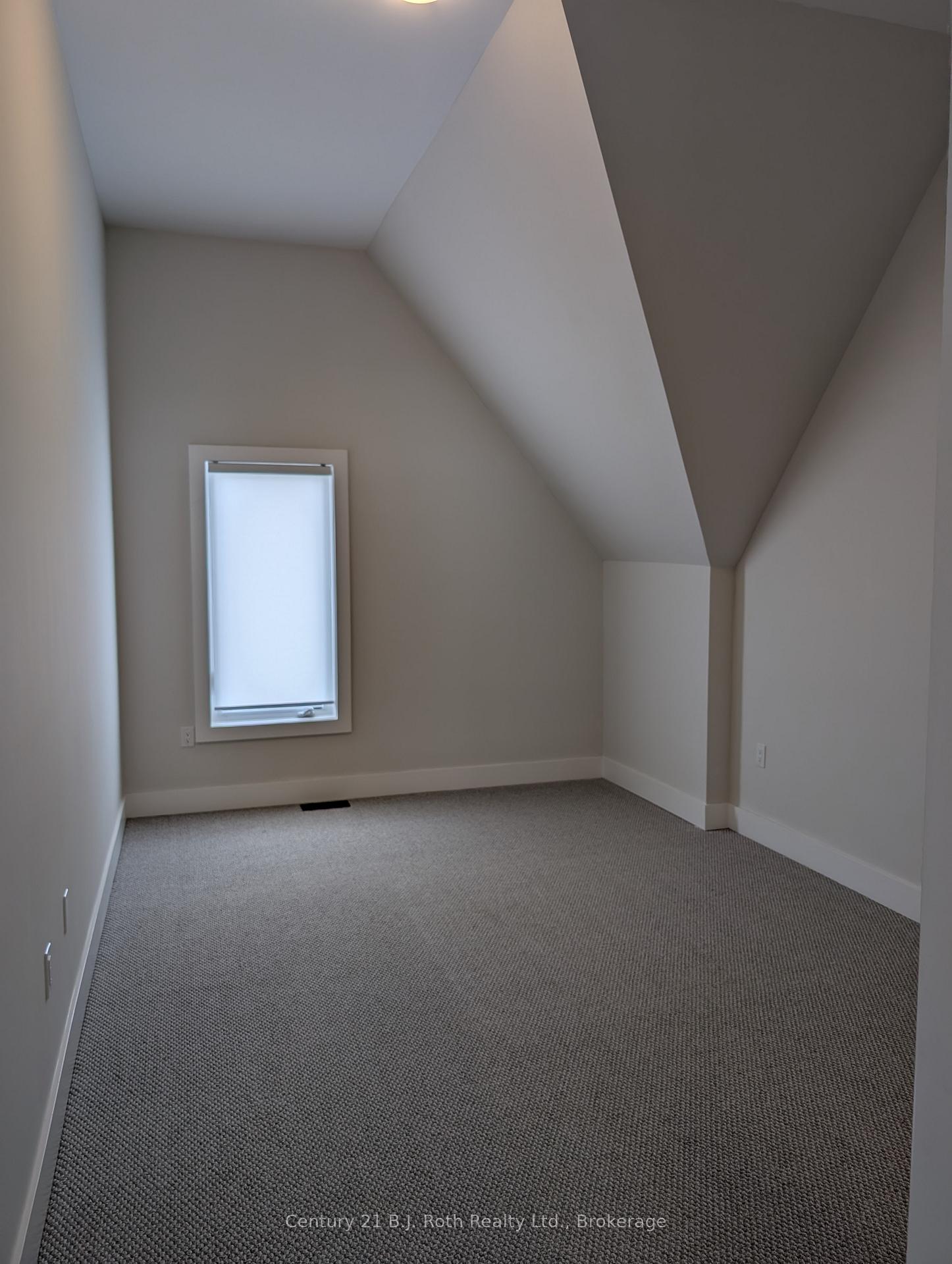 Photo 20 of 13 Ruby Crescent, Orillia — HOMEH