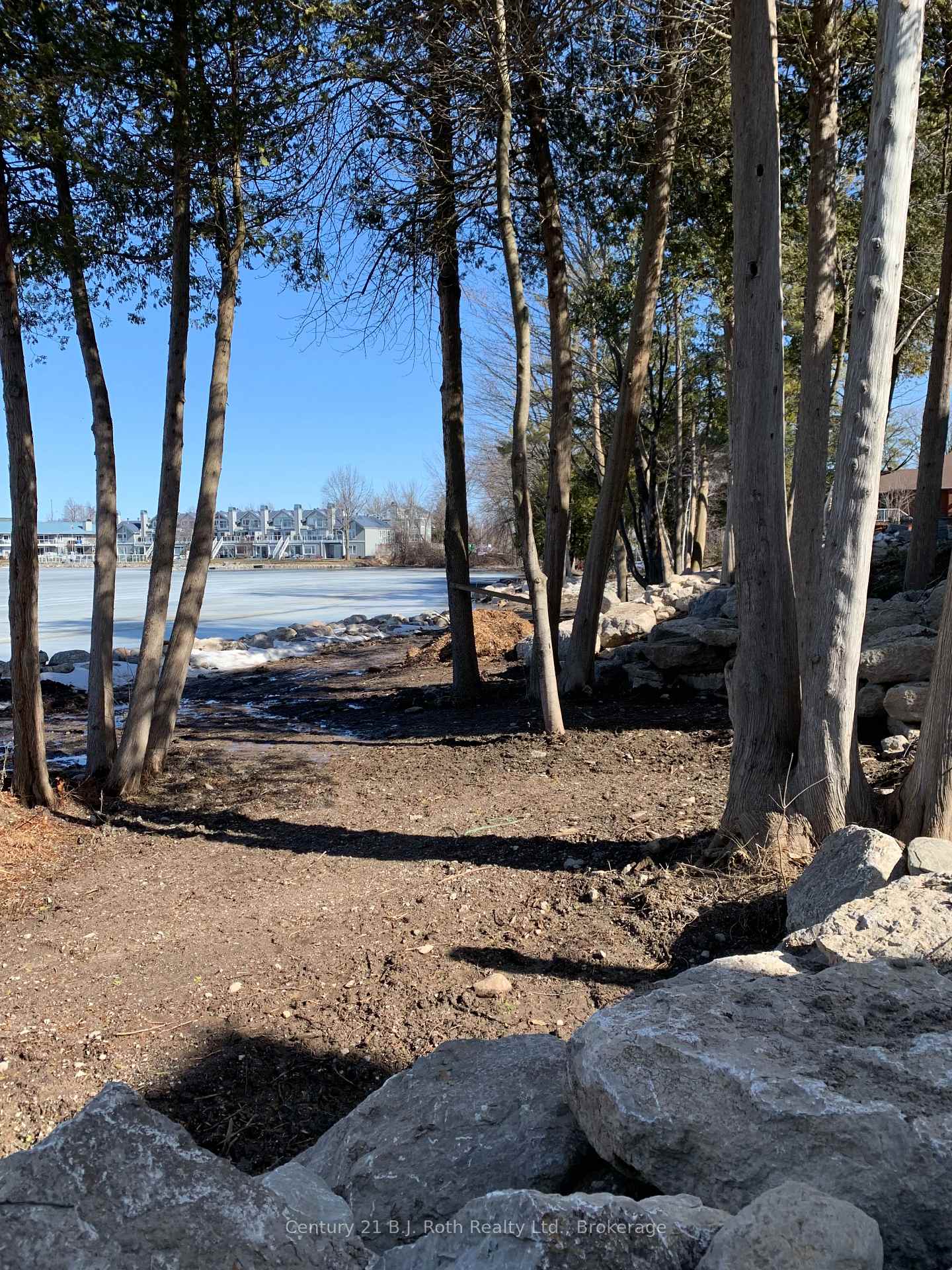 Photo 17 of 13 Ruby Crescent, Orillia — HOMEH