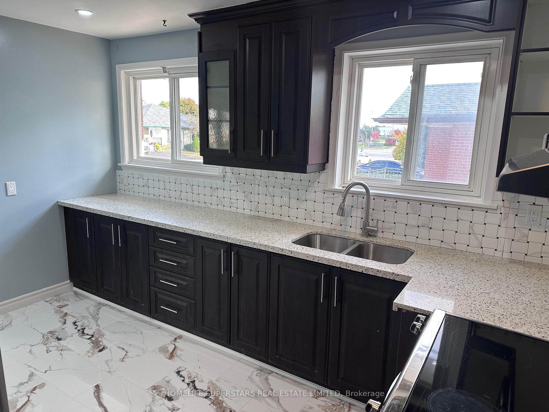 Photo 8 of 10 Aloma Crescent, Brampton, Avondale — HOMEH