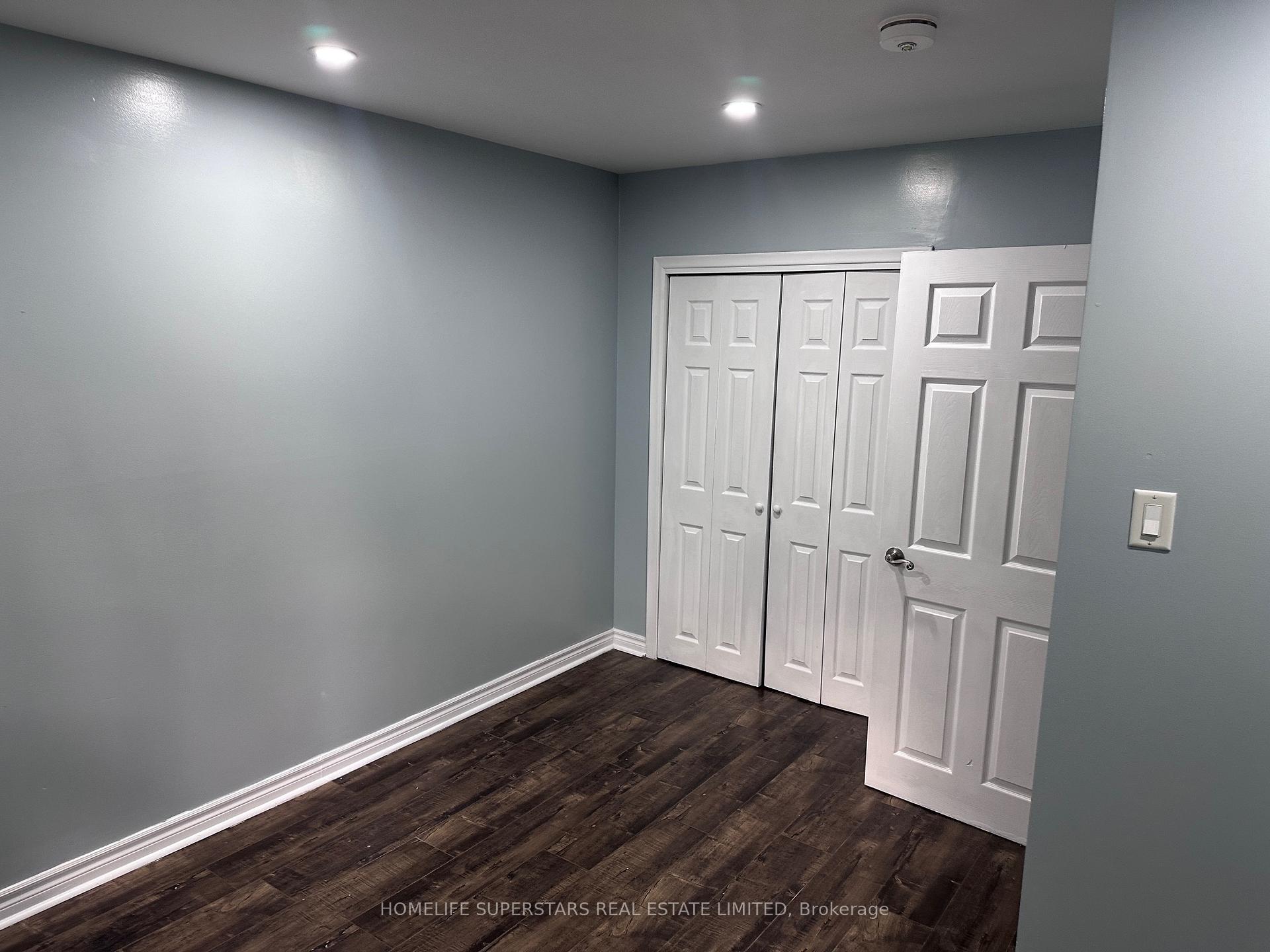 Photo 13 of 10 Aloma Crescent, Brampton, Avondale — HOMEH