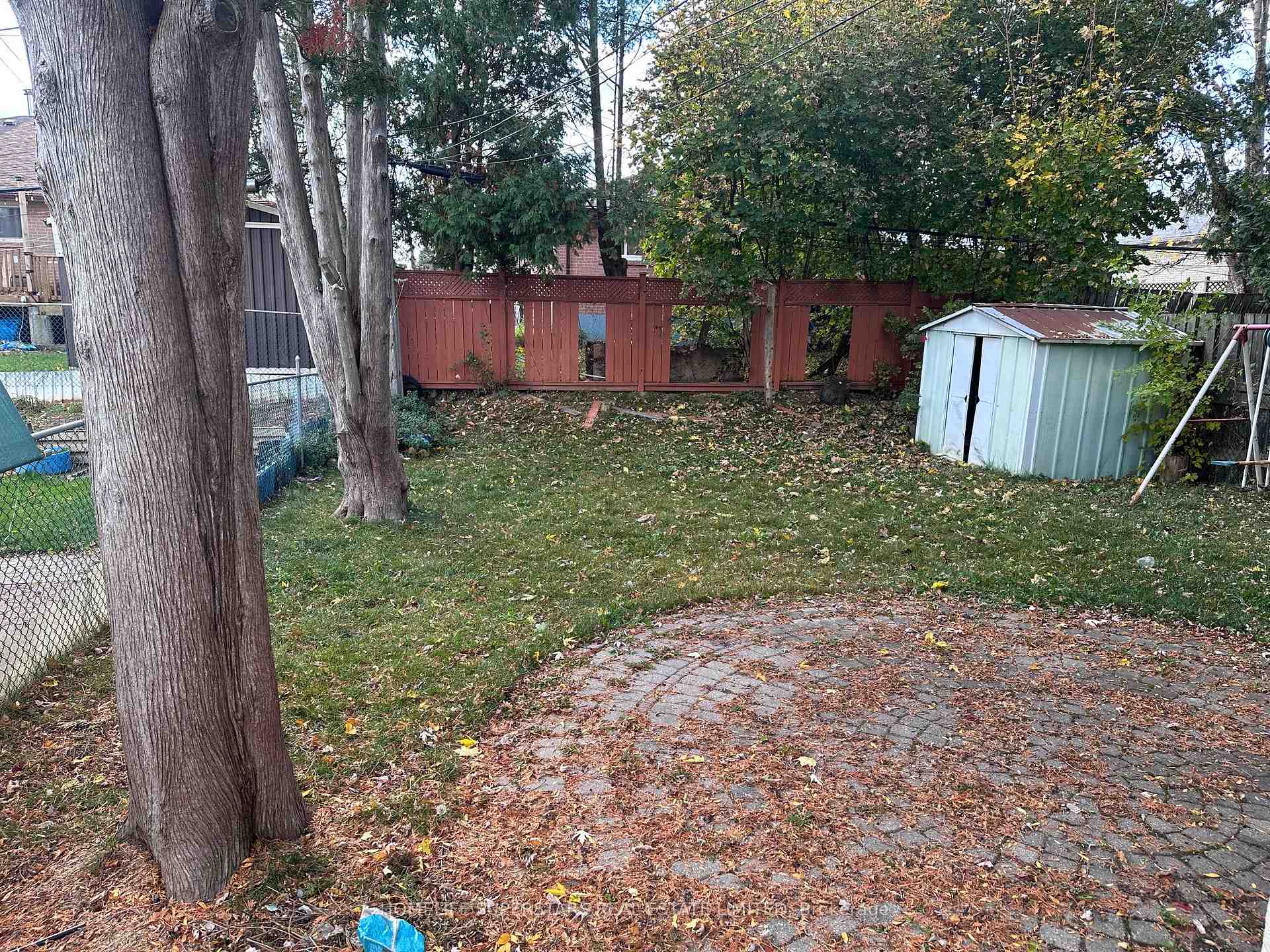 Photo 17 of 10 Aloma Crescent, Brampton, Avondale — HOMEH