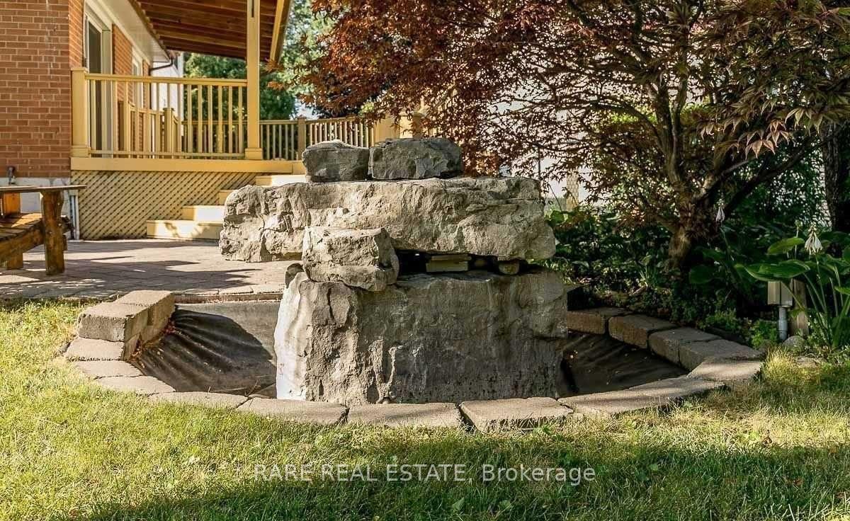 Photo 3 of 51 Ferndale Crescent, Brampton, Bram East — HOMEH