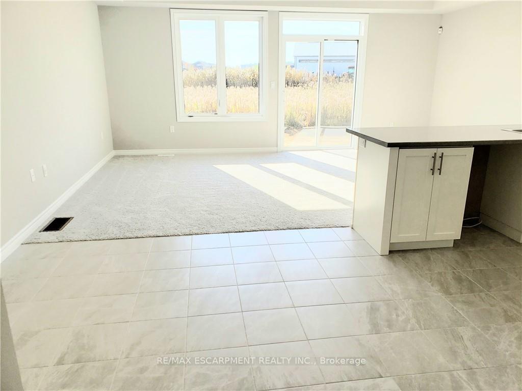 Photo 28 of 34 Zoe Lane, Hamilton, Binbrook — HOMEH
