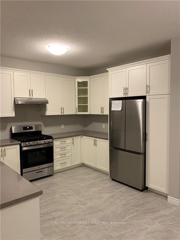 Photo 18 of 34 Zoe Lane, Hamilton, Binbrook — HOMEH
