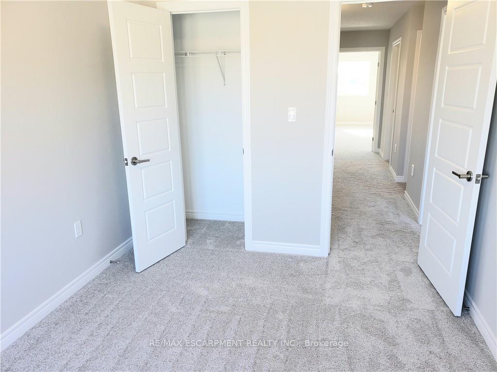 Photo 21 of 34 Zoe Lane, Hamilton, Binbrook — HOMEH