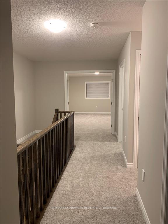 Photo 16 of 34 Zoe Lane, Hamilton, Binbrook — HOMEH