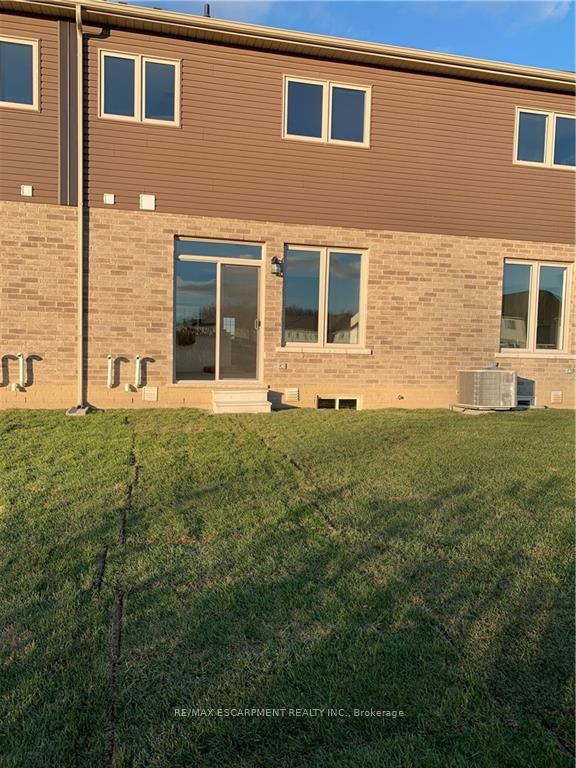 Photo 31 of 34 Zoe Lane, Hamilton, Binbrook — HOMEH