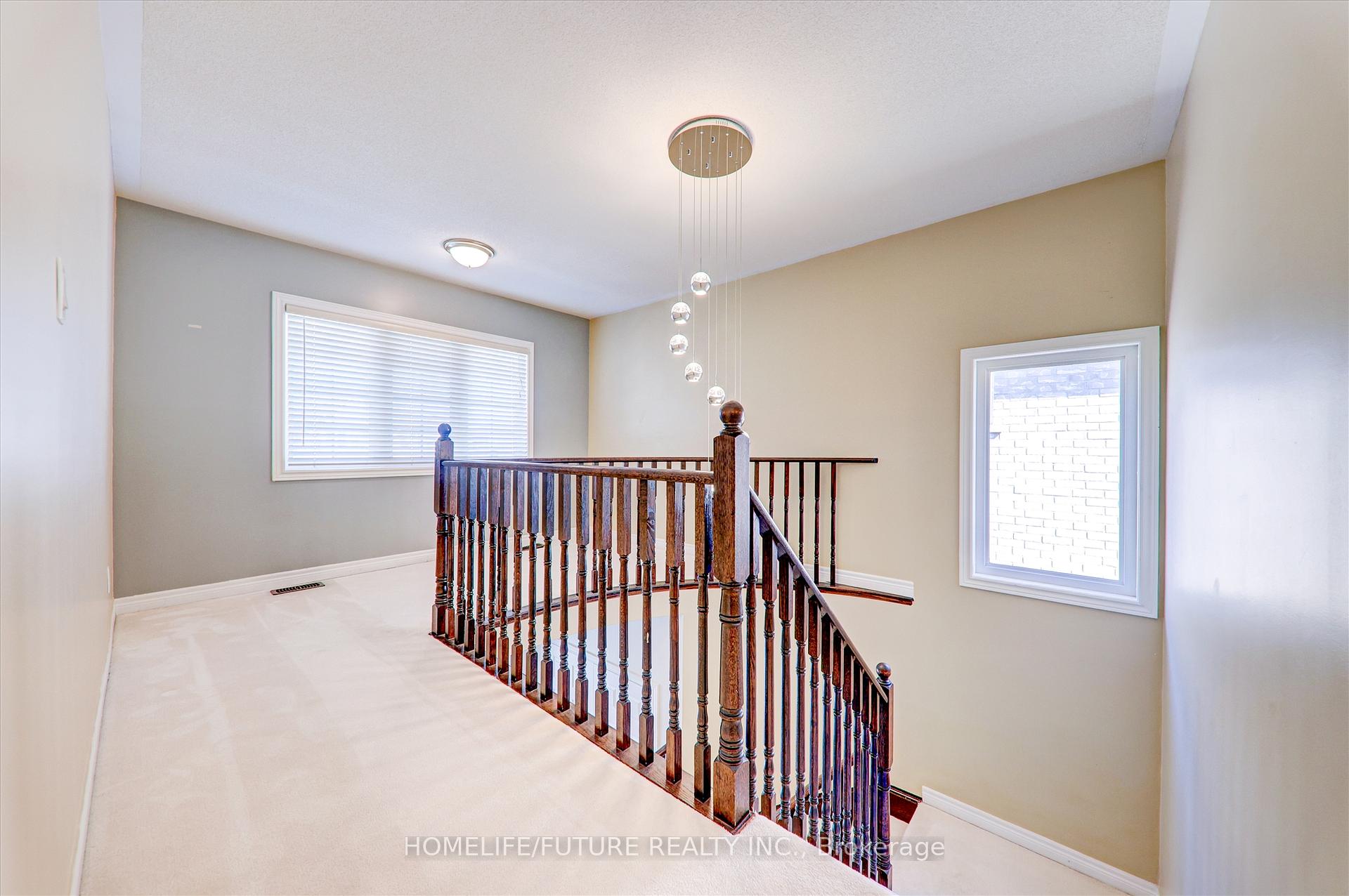 Photo 9 of 179 Glenabbey Drive, Clarington, Courtice — HOMEH