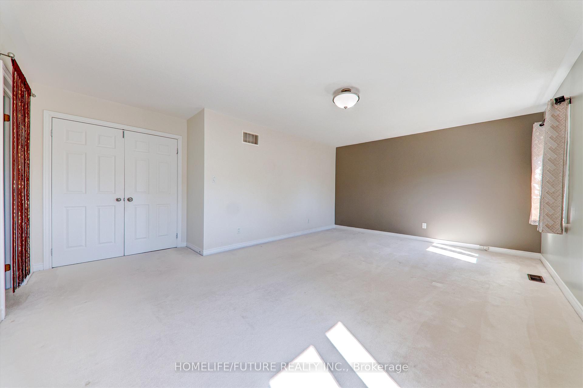 Photo 25 of 179 Glenabbey Drive, Clarington, Courtice — HOMEH