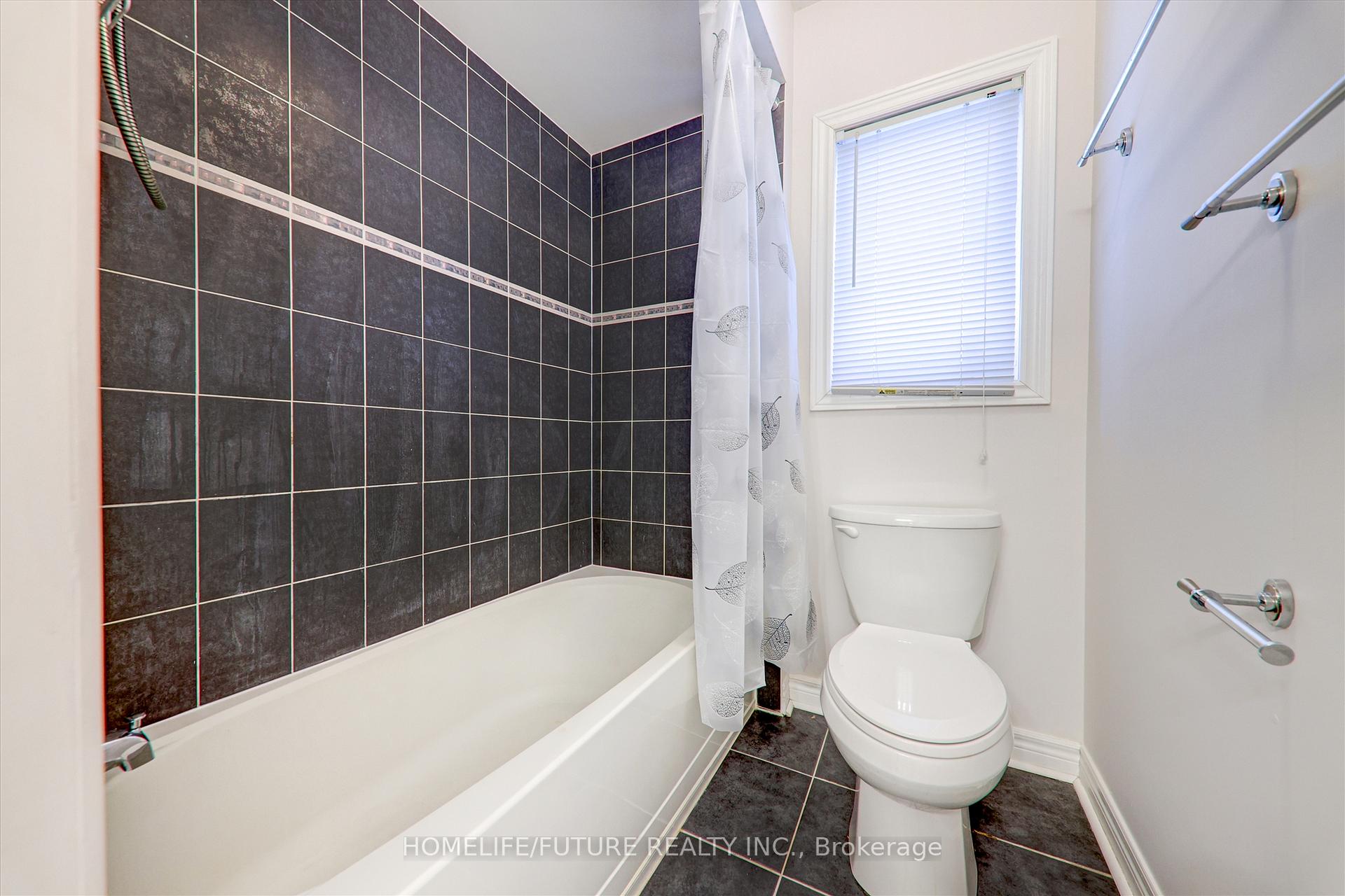 Photo 15 of 179 Glenabbey Drive, Clarington, Courtice — HOMEH