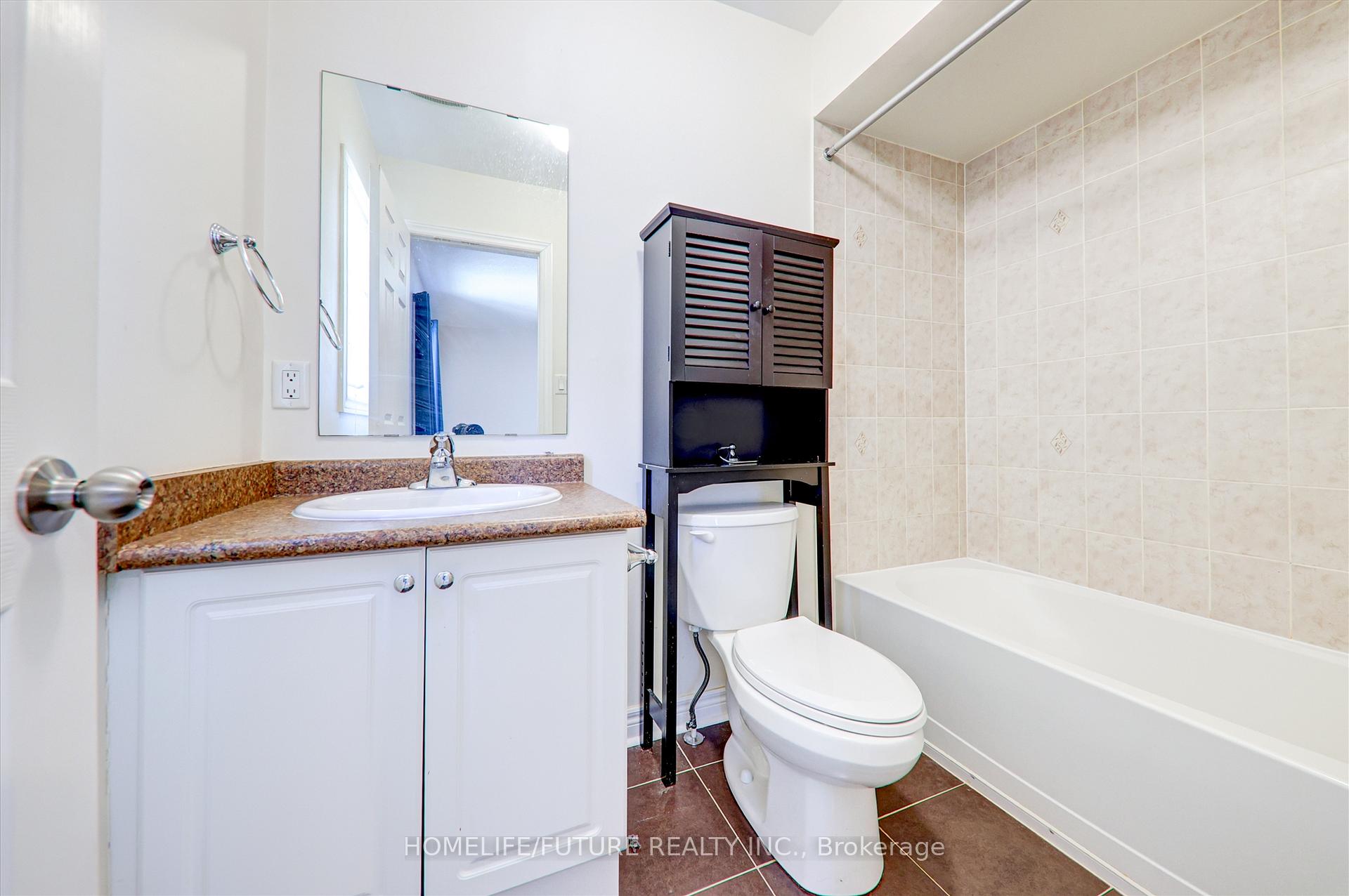 Photo 18 of 179 Glenabbey Drive, Clarington, Courtice — HOMEH