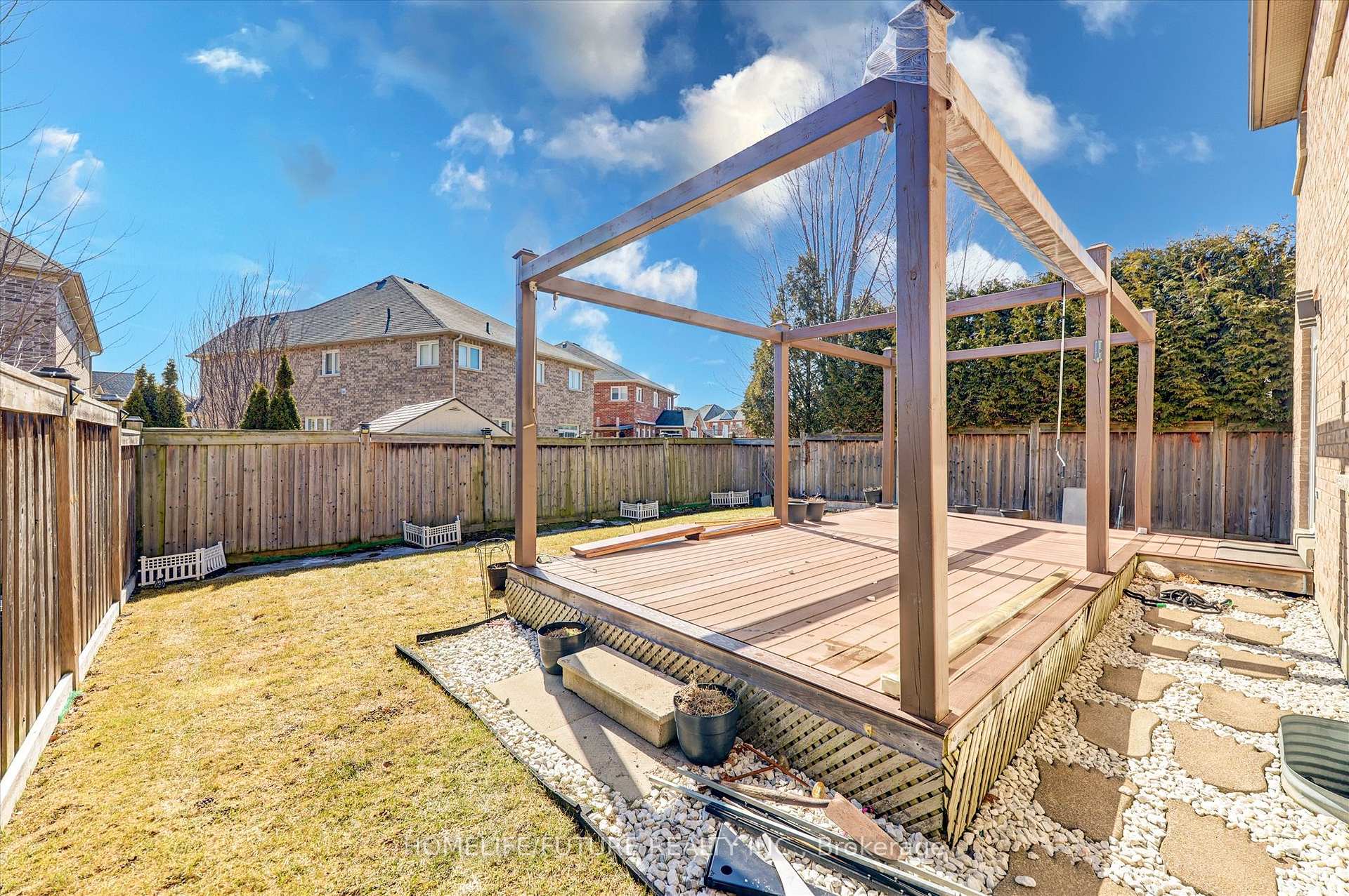 Photo 24 of 179 Glenabbey Drive, Clarington, Courtice — HOMEH