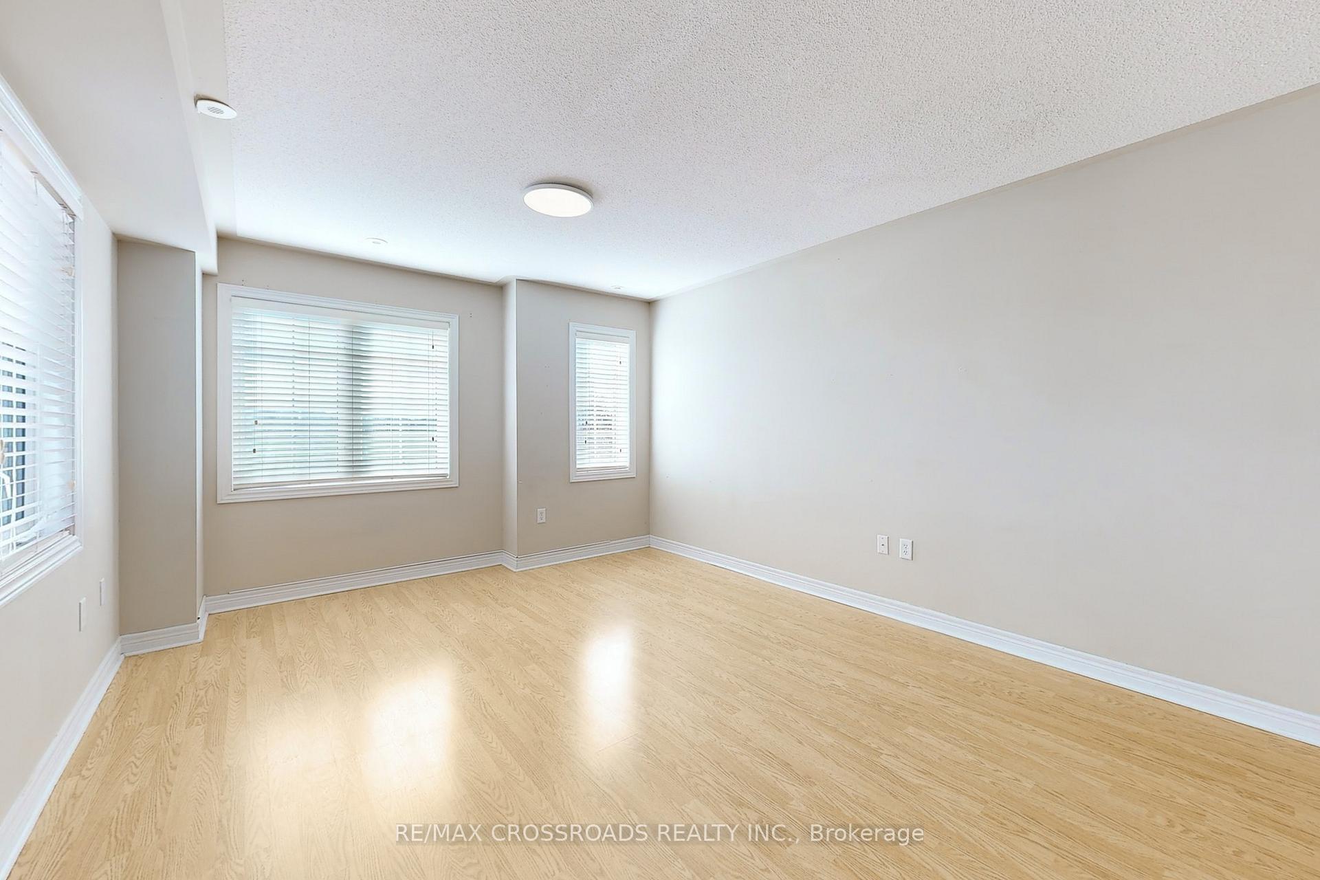 Photo 2 of 2576 Bur Oak Avenue, Markham, Cornell — HOMEH